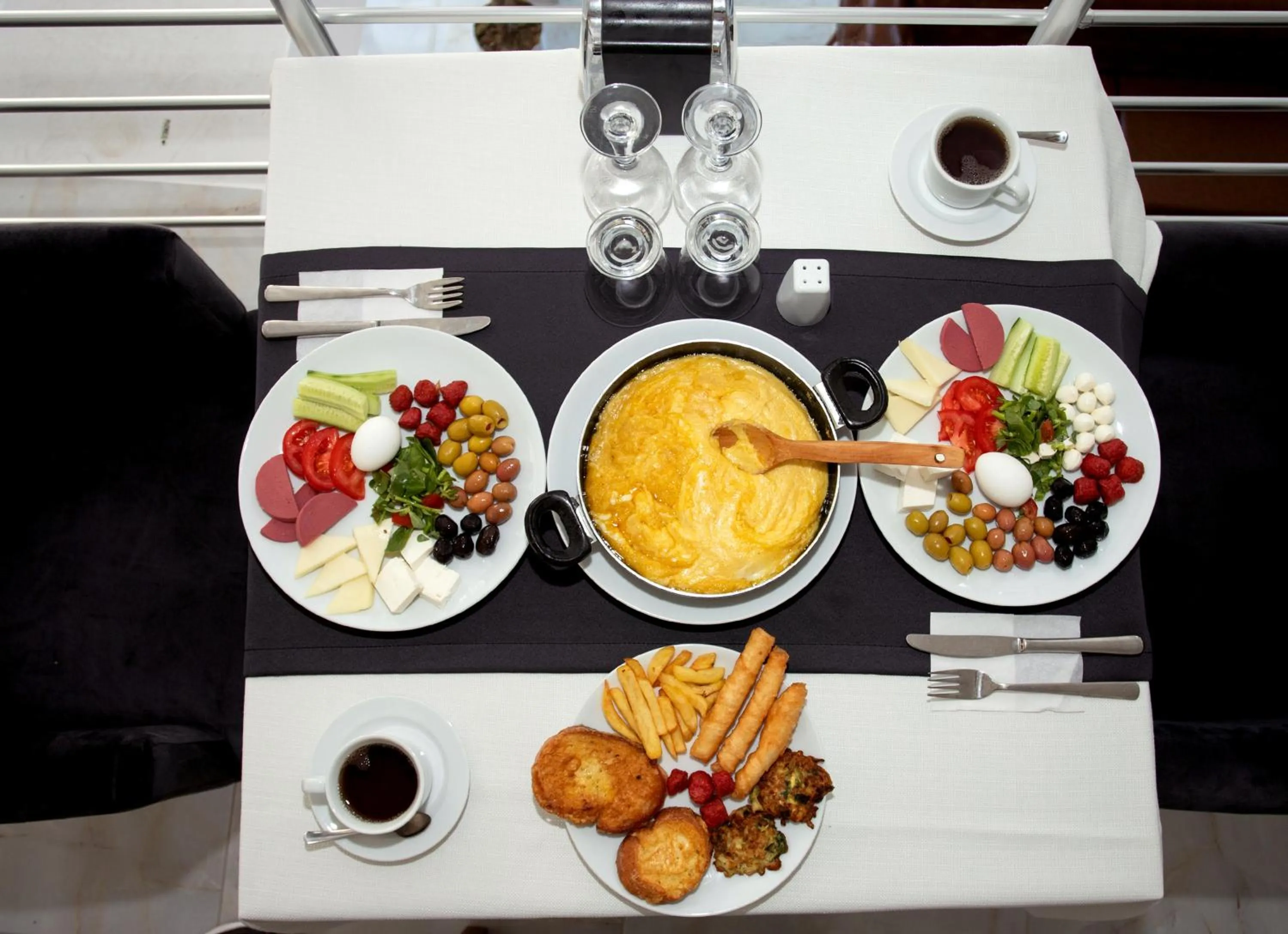 Breakfast in Pelit Park Hotel