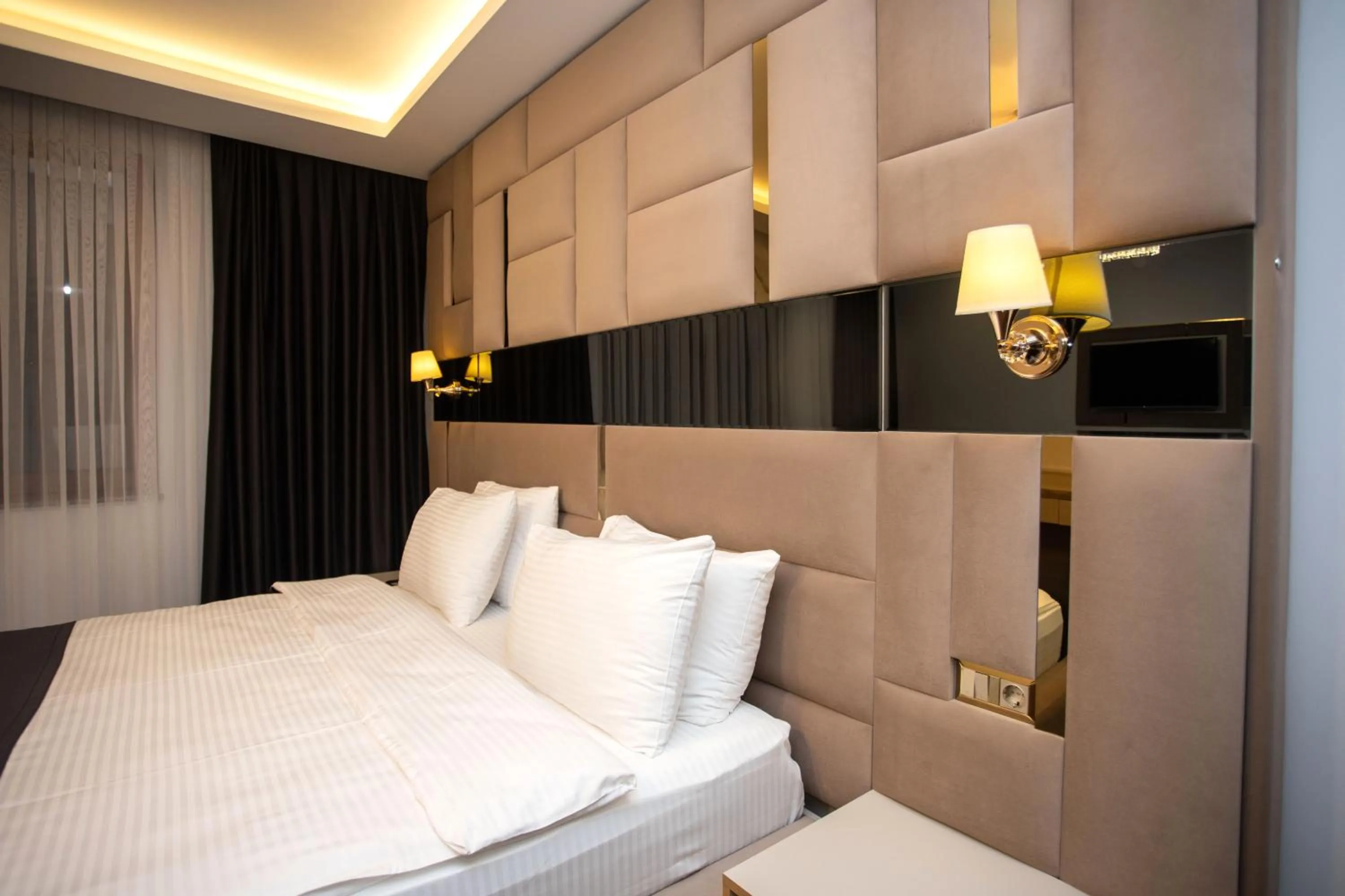 Bed in Pelit Park Hotel