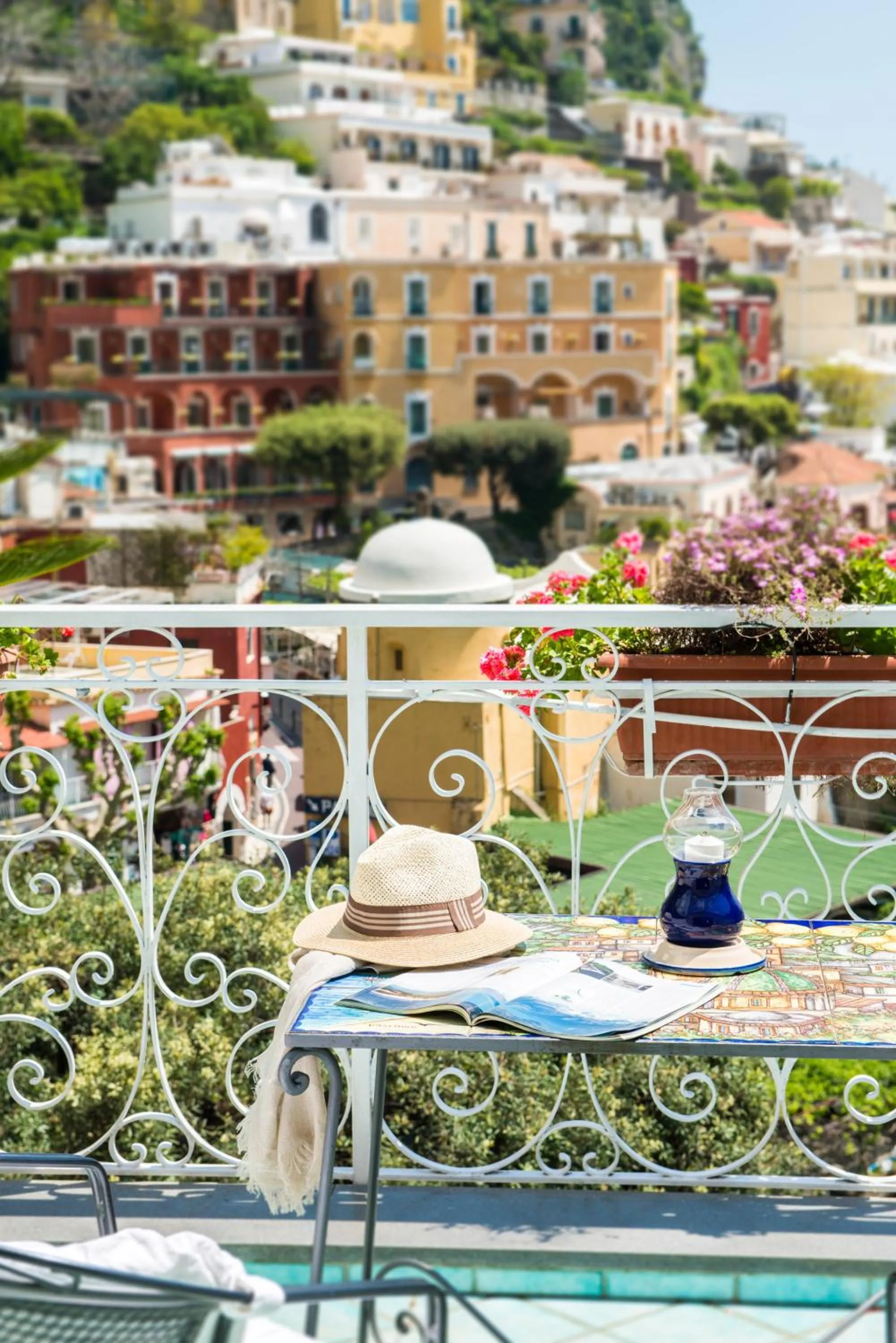 Neighbourhood in Hotel Royal Prisco