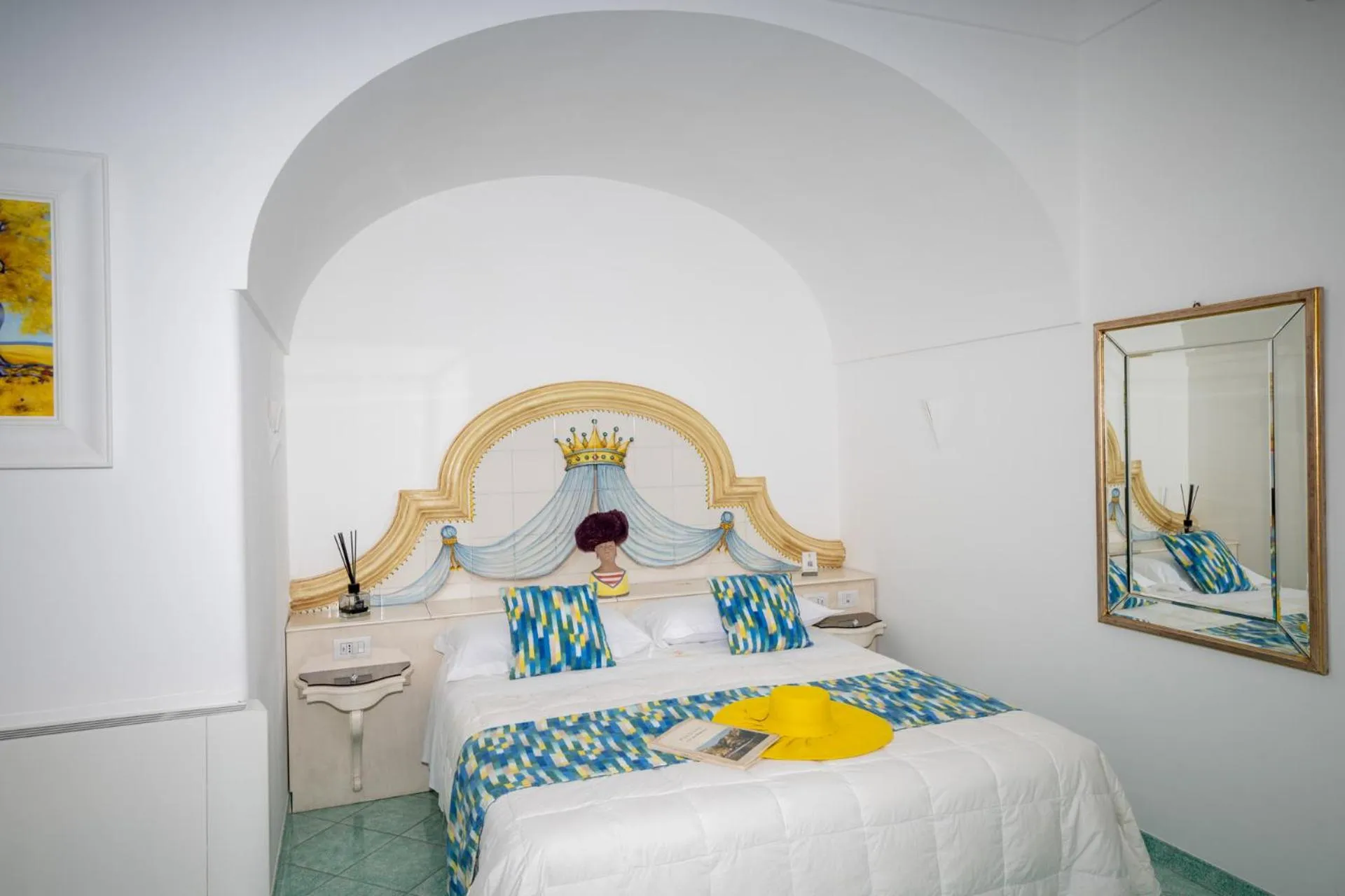 Bedroom, Bed in Hotel Royal Prisco