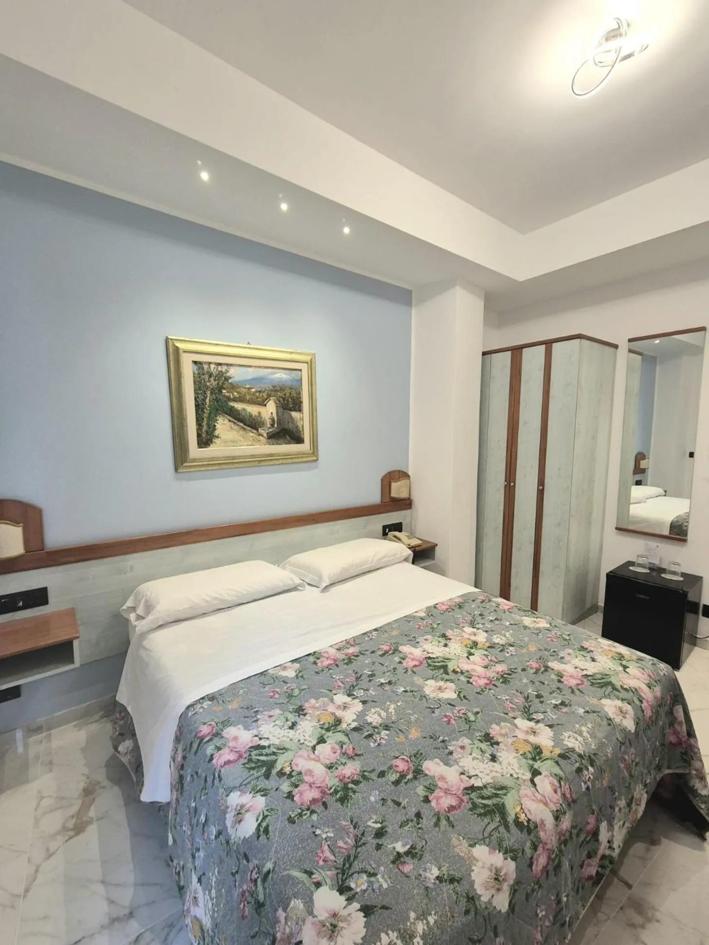 Bedroom, Bed in Hotel Condor