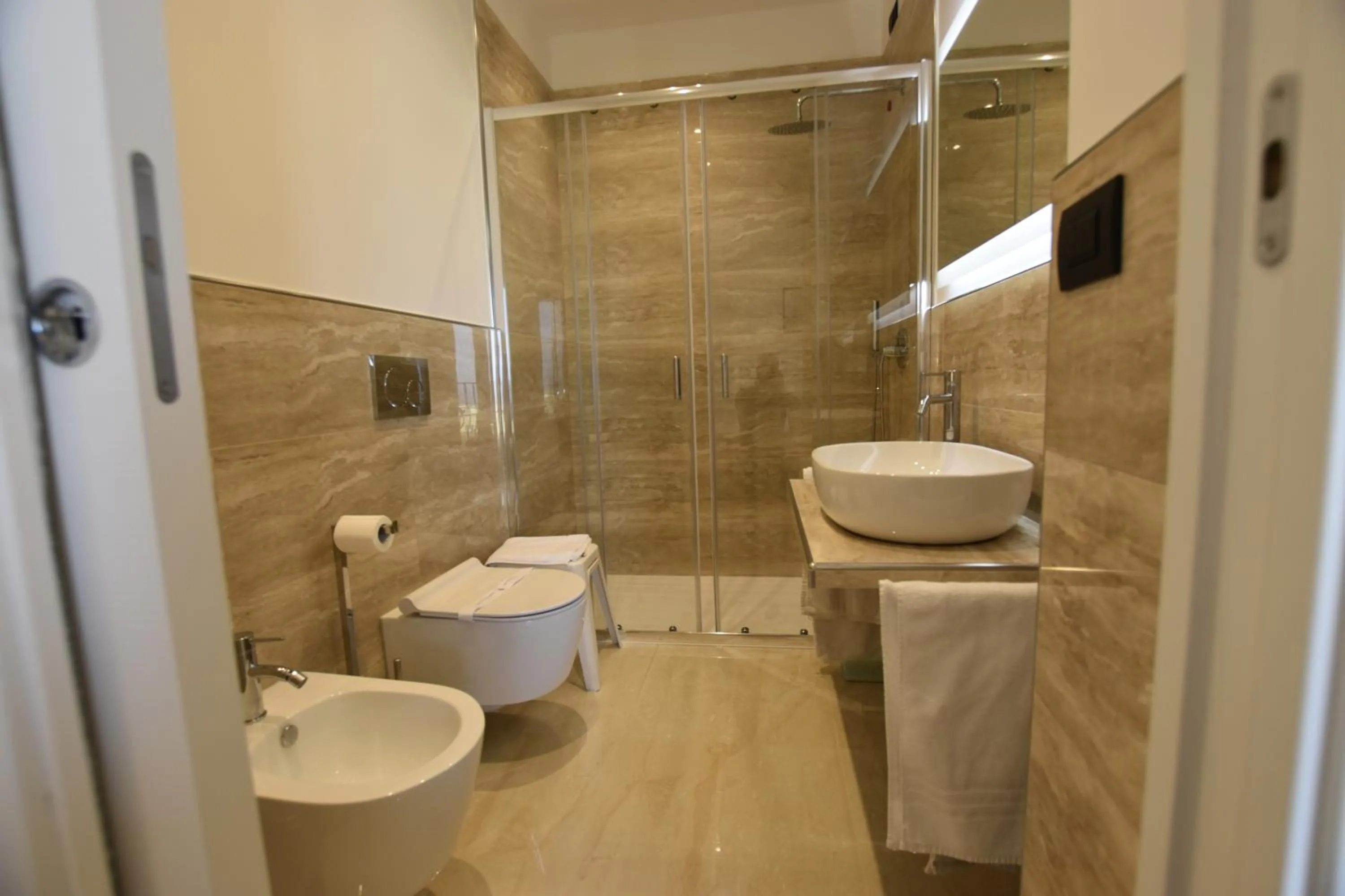 Bathroom in Hotel Condor