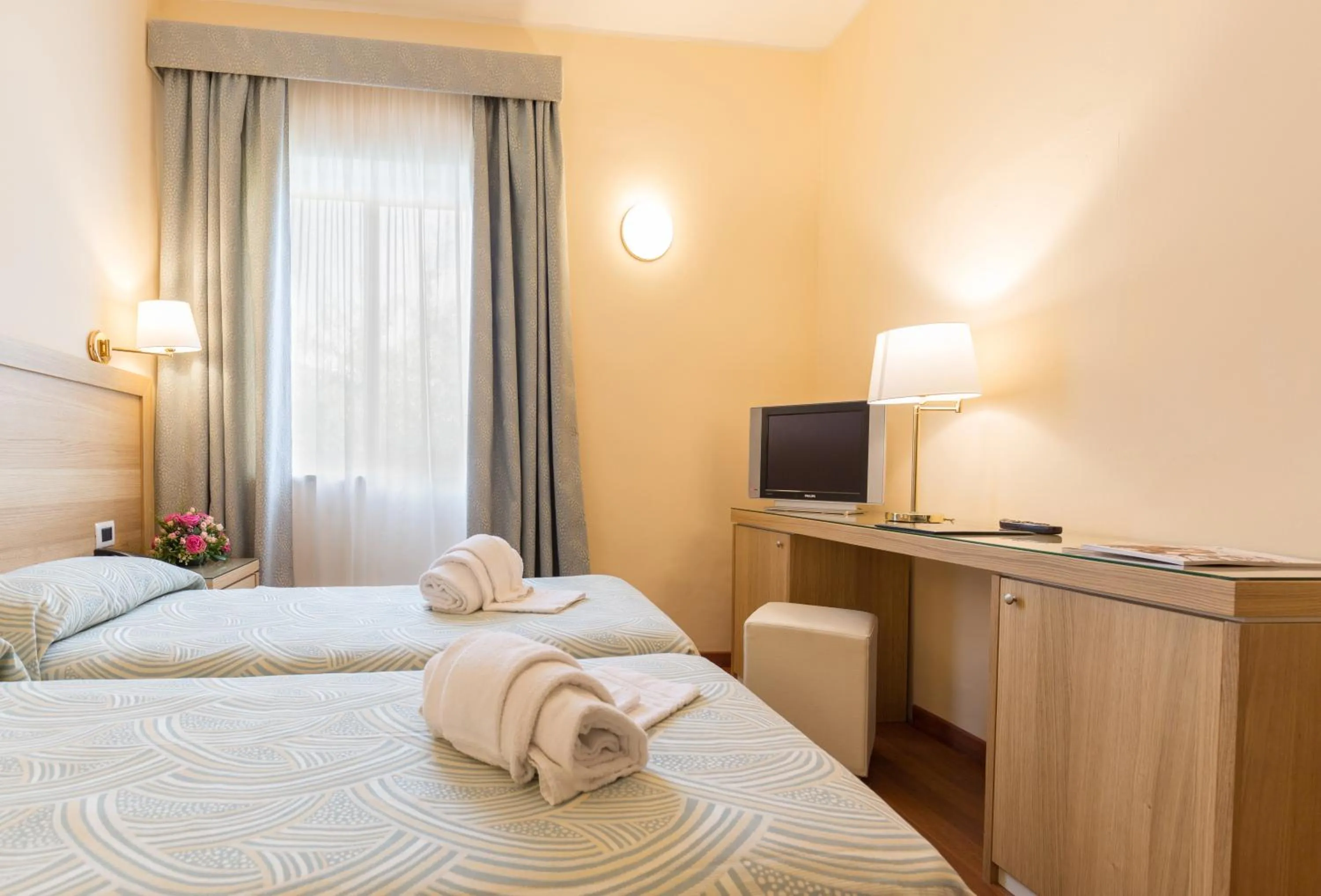 Bed in Hotel Villa Esperia