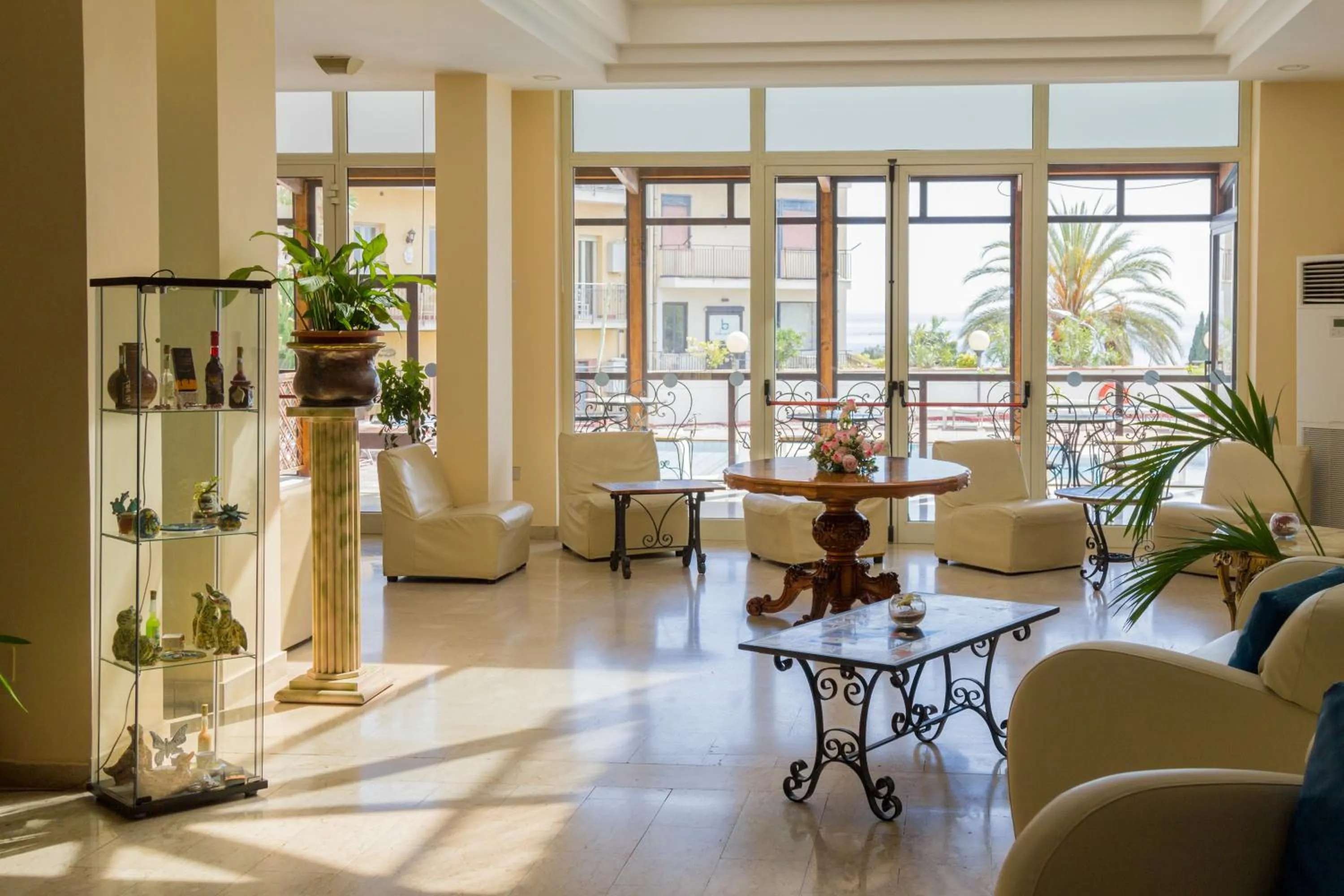 Lobby or reception in Hotel Villa Esperia