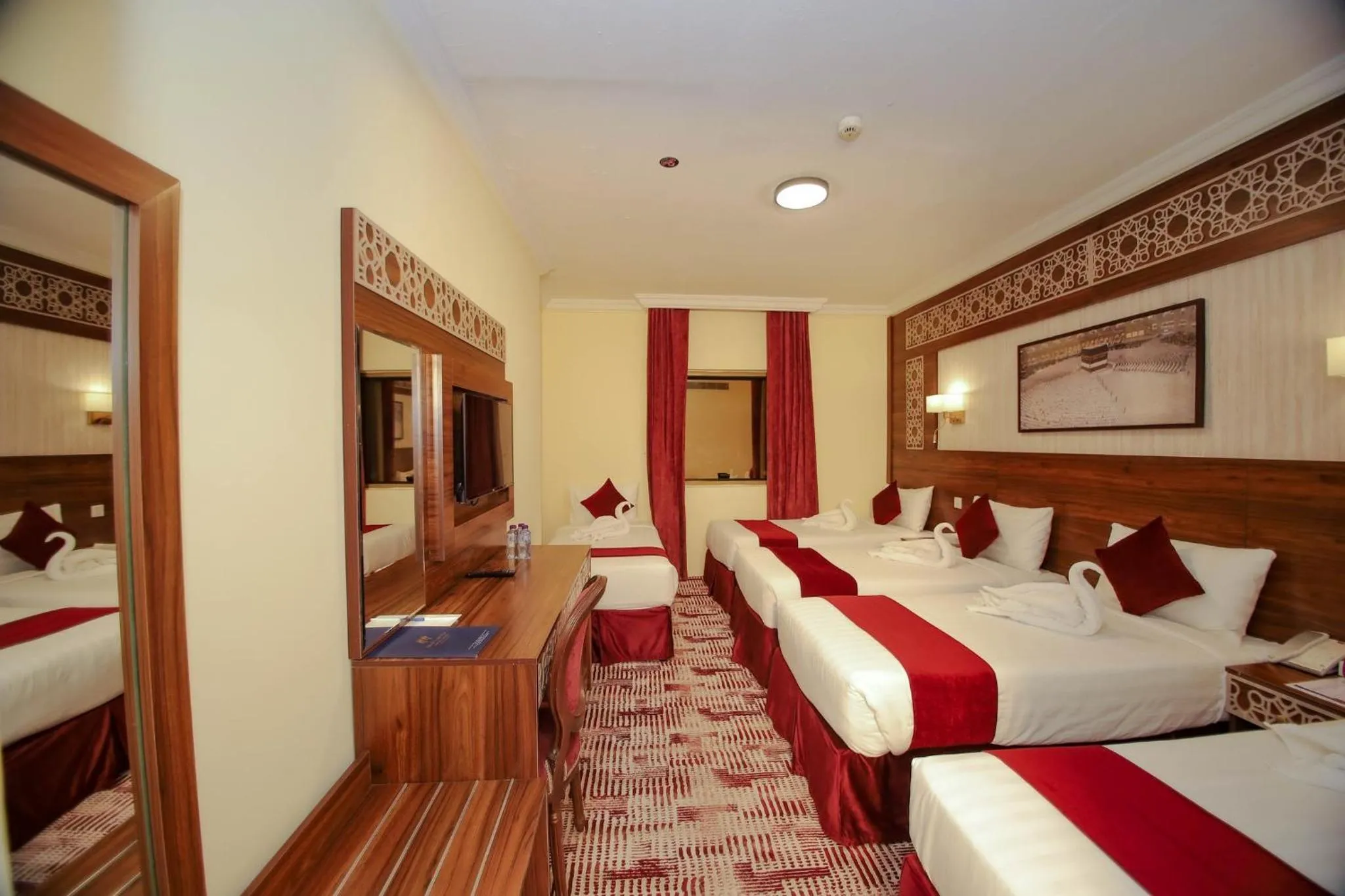 Photo of the whole room, Bed in Abraj Al Tayseer Tuwa Hotel