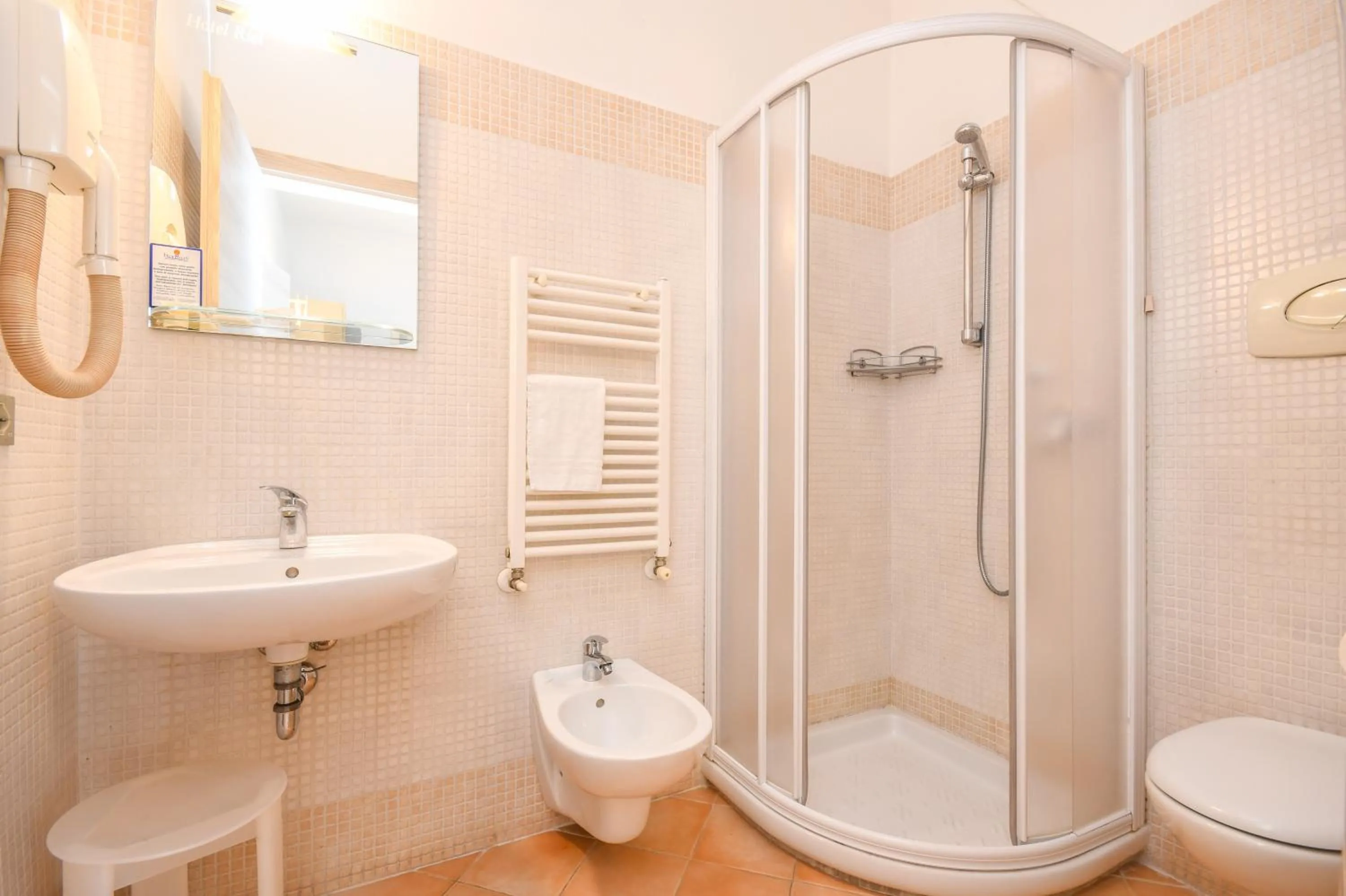 Bathroom in Hotel Riel