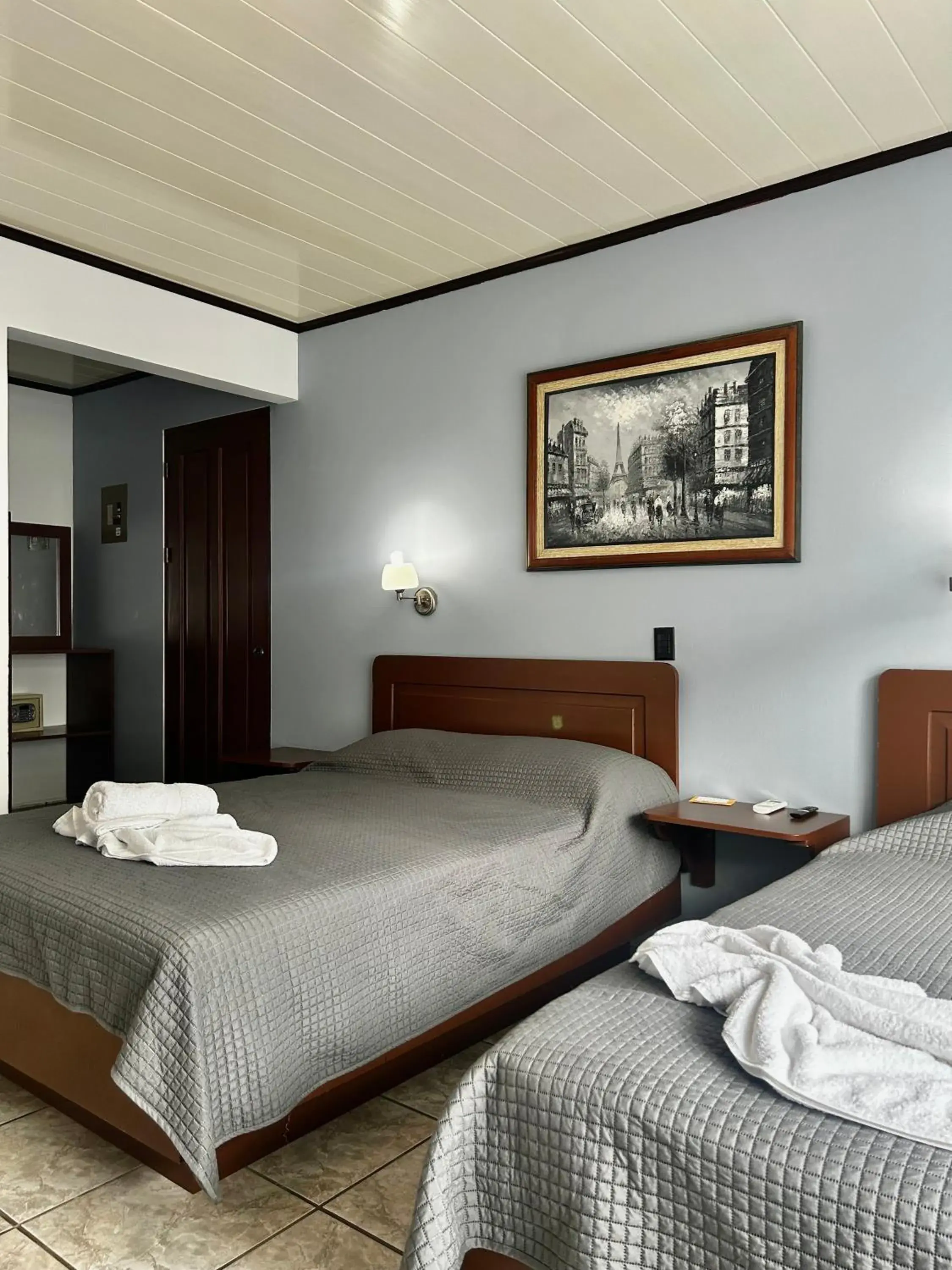 Double Room with Garden View in Hotel Arenal Rabfer Double Room with Garden View in Hotel Arenal Rabfer