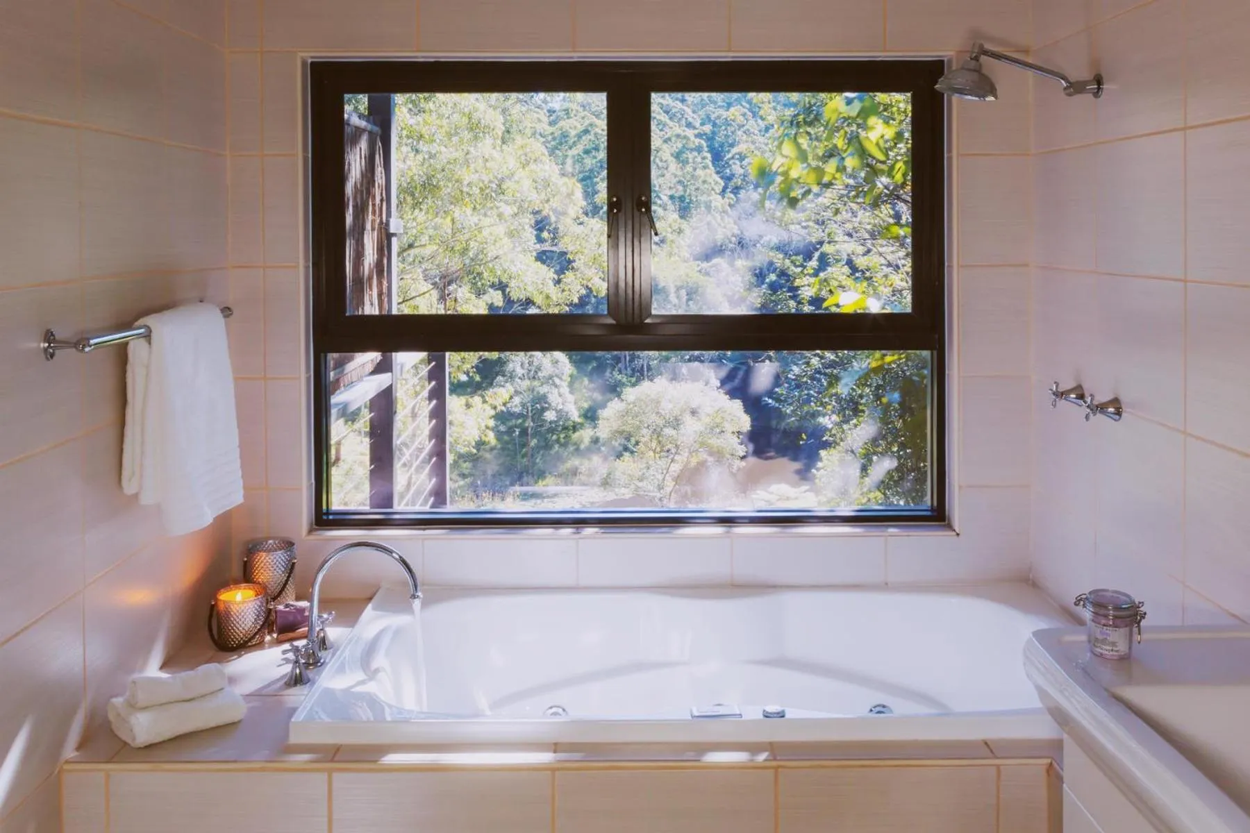 Bathroom in Whispering Valley Cottage Retreat