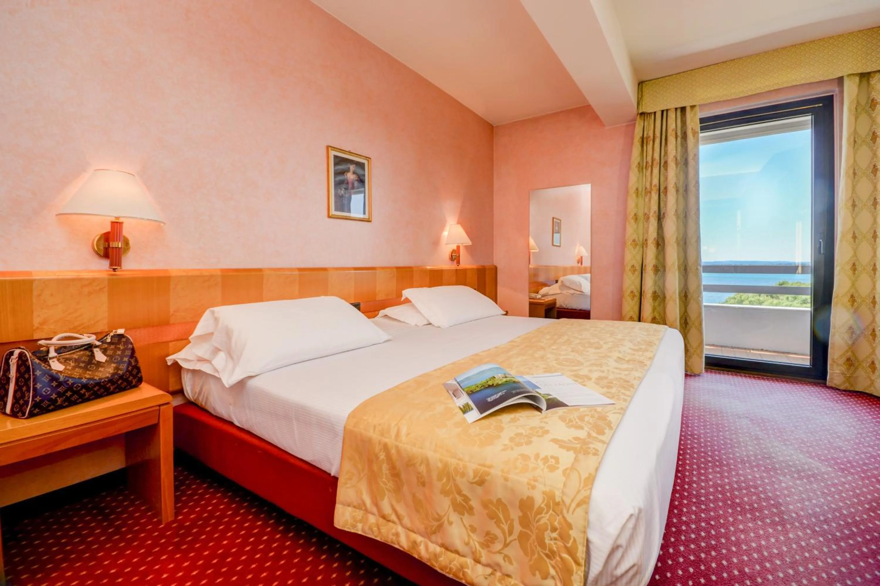 Bedroom, Bed in Hotel Oliveto