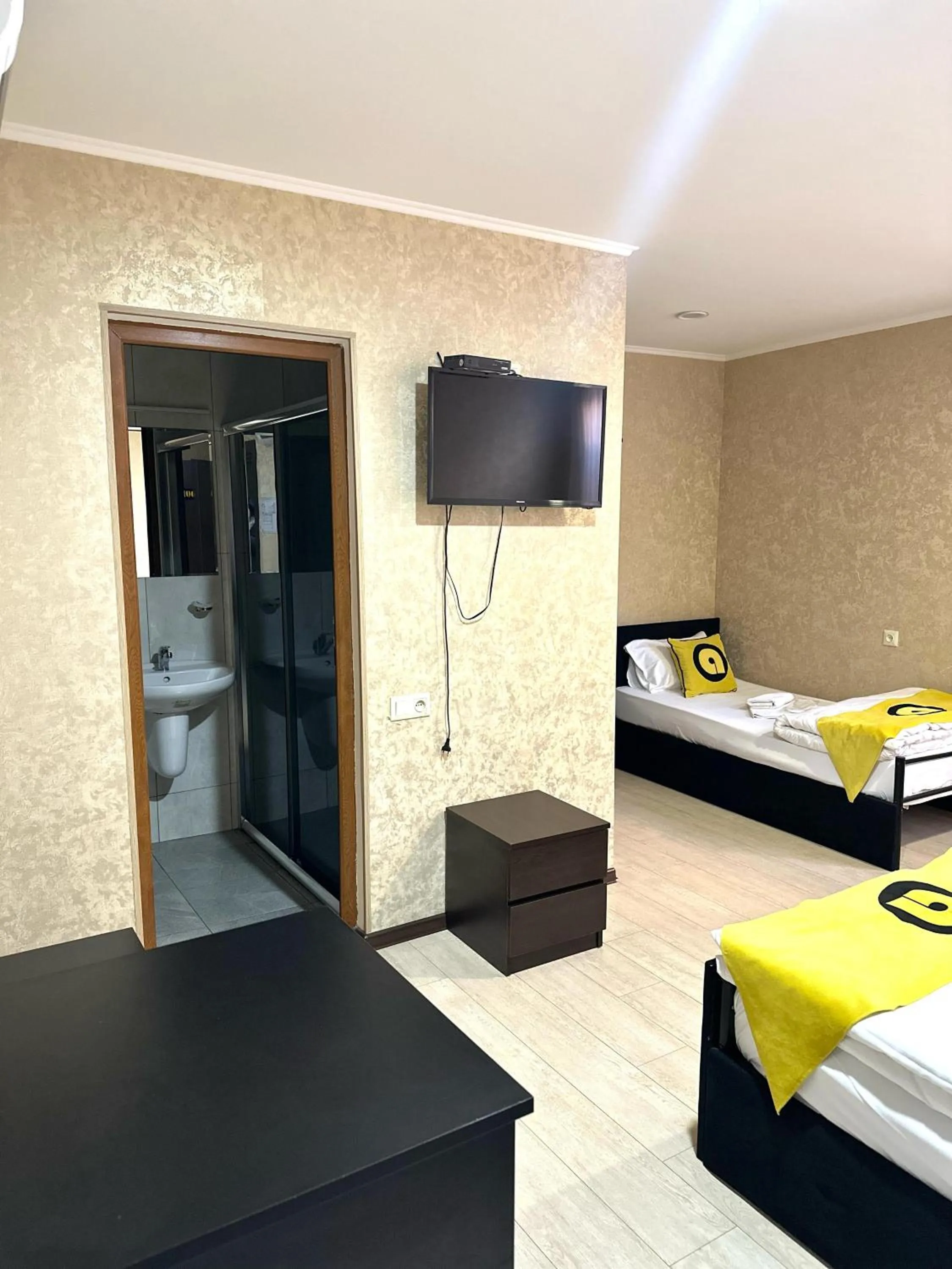 Bed in Hotel Aira Plaza