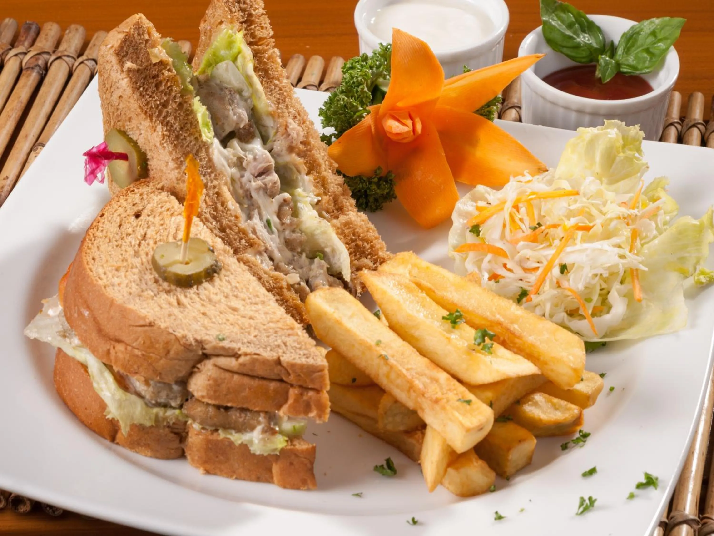 Food in Whiterock Beach Hotel and Waterpark