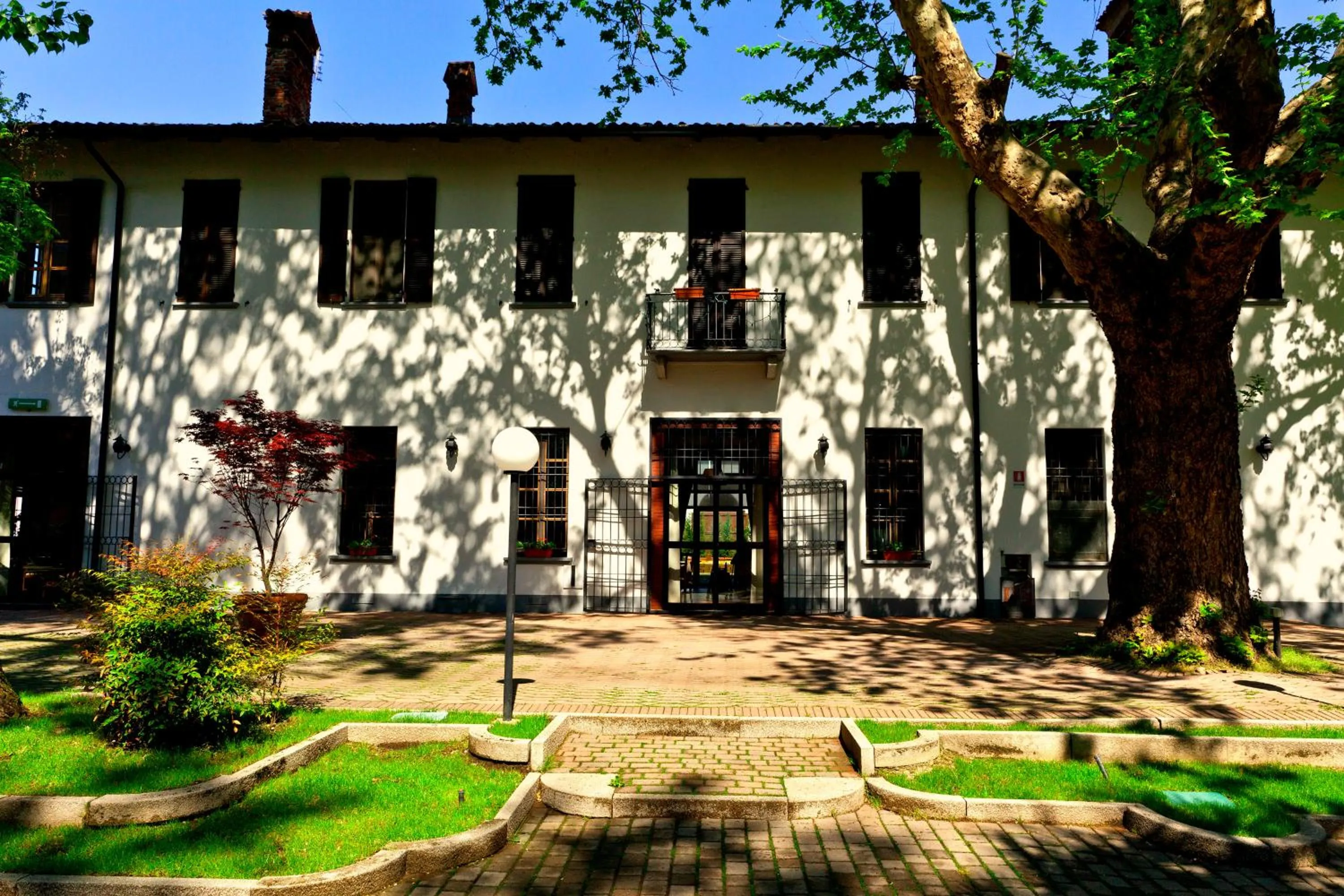 Facade/entrance, Property Building in Excel Hotel Naviglio - Ca'Bianca