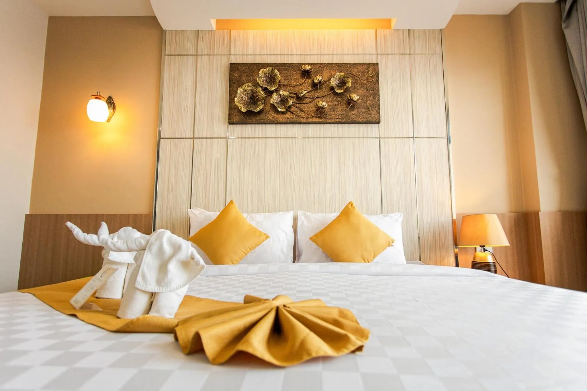 Bed in The Centris Hotel Phatthalung