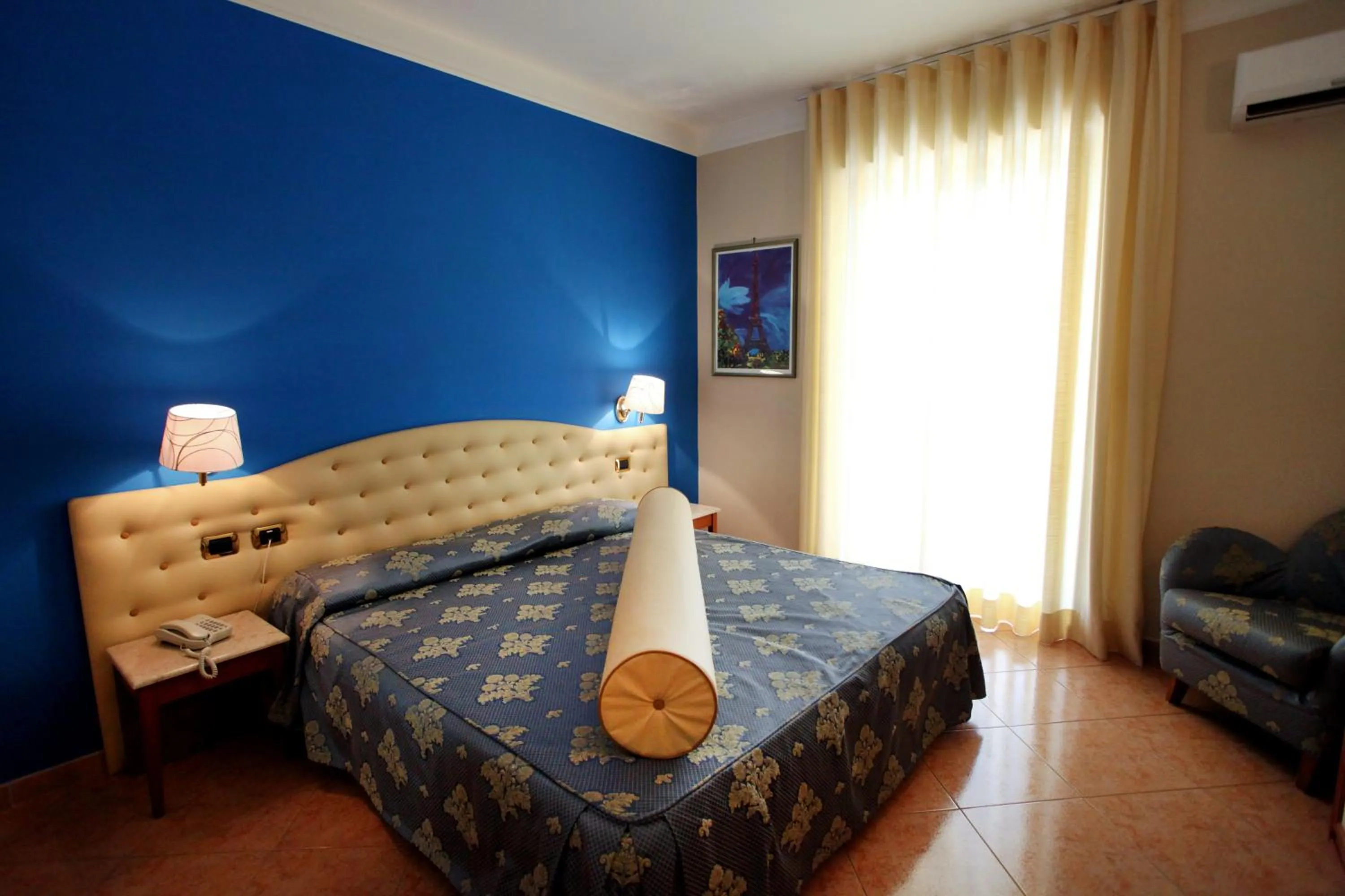 Photo of the whole room, Bed in Belsito Hotel