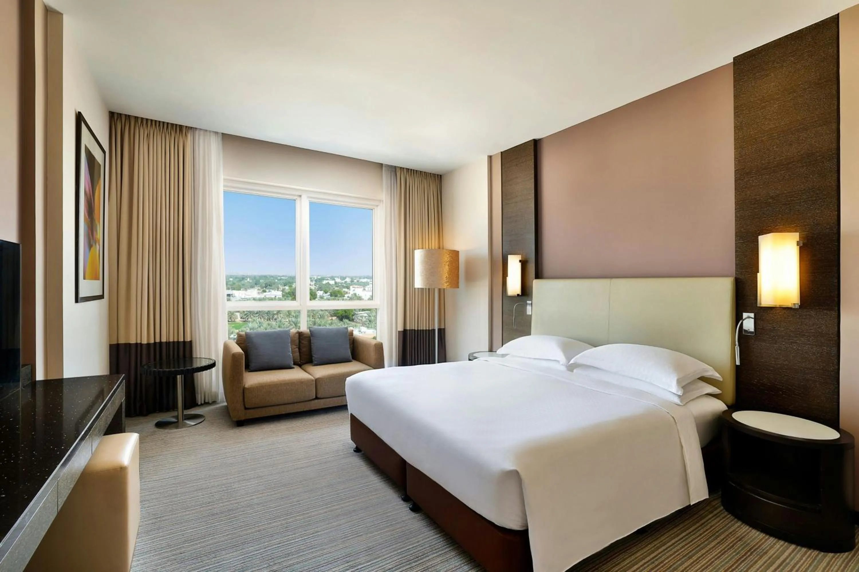 Bedroom, Bed in Four Points by Sheraton Al Ain