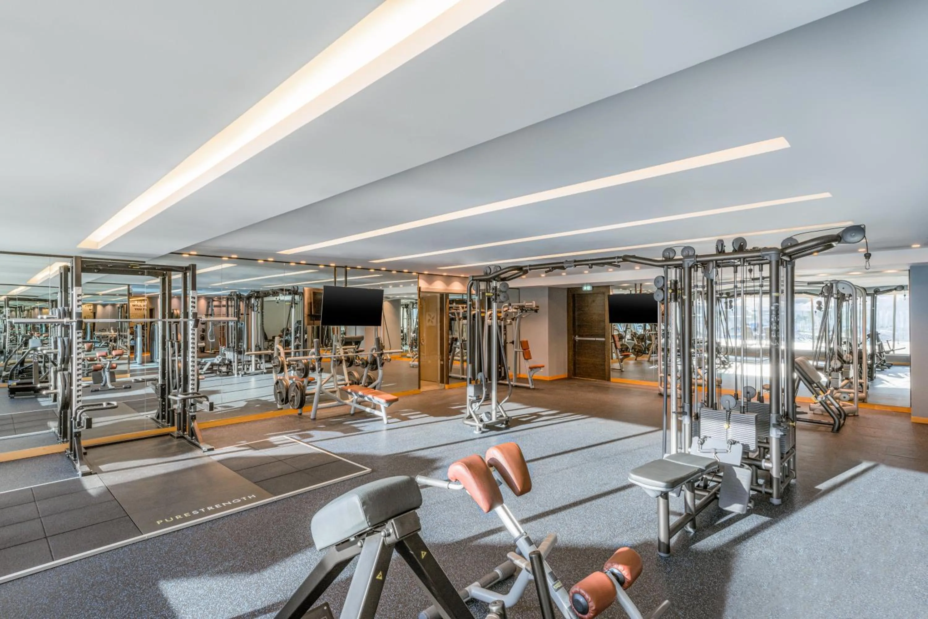 Fitness centre/facilities in Four Points by Sheraton Al Ain