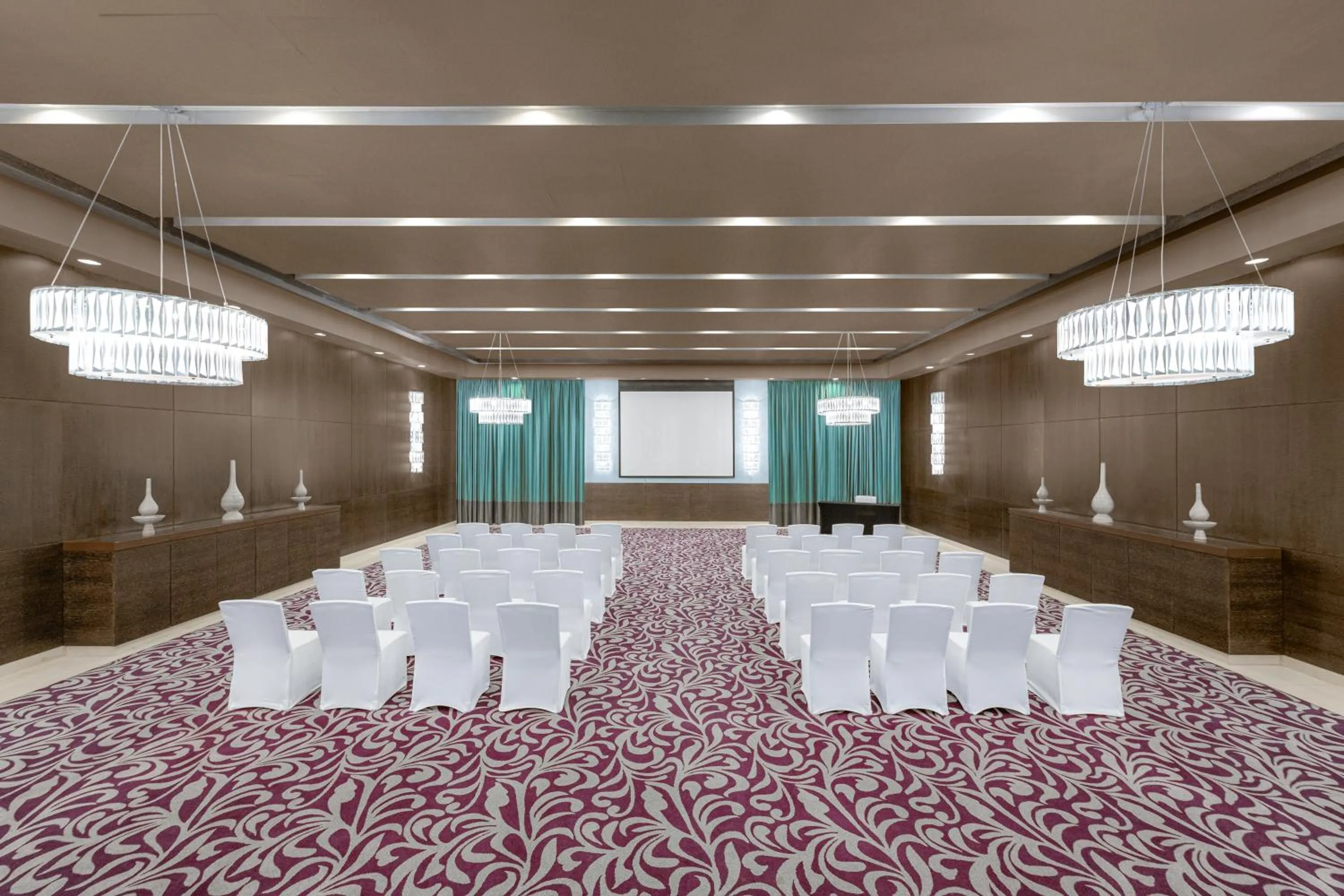 Meeting/conference room in Four Points by Sheraton Al Ain