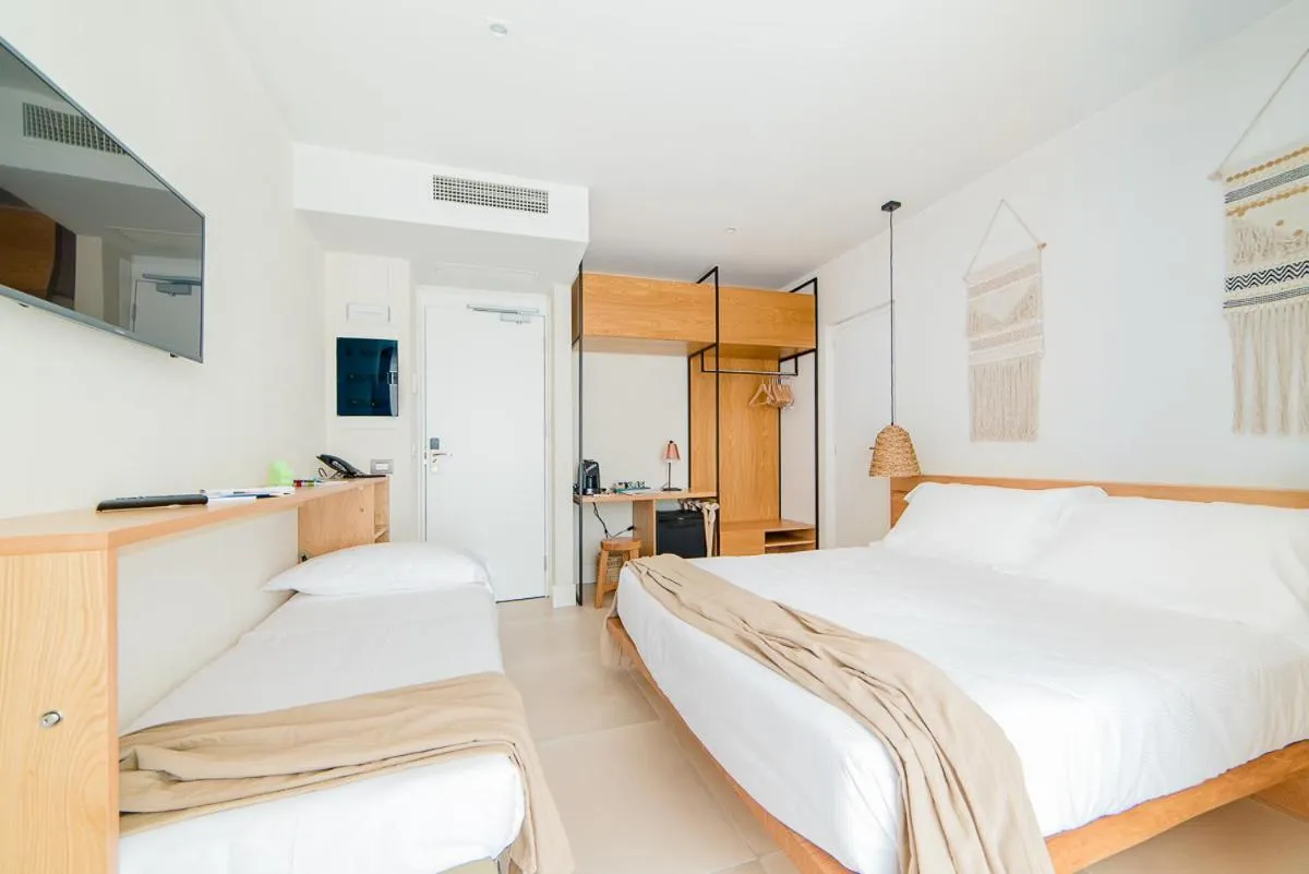 Bedroom, Bed in Cumeja Beach Club & Hotel