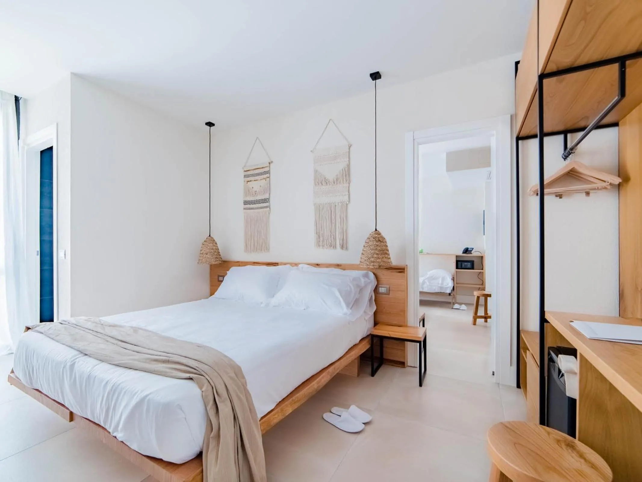 Family, Bed in Cumeja Beach Club & Hotel