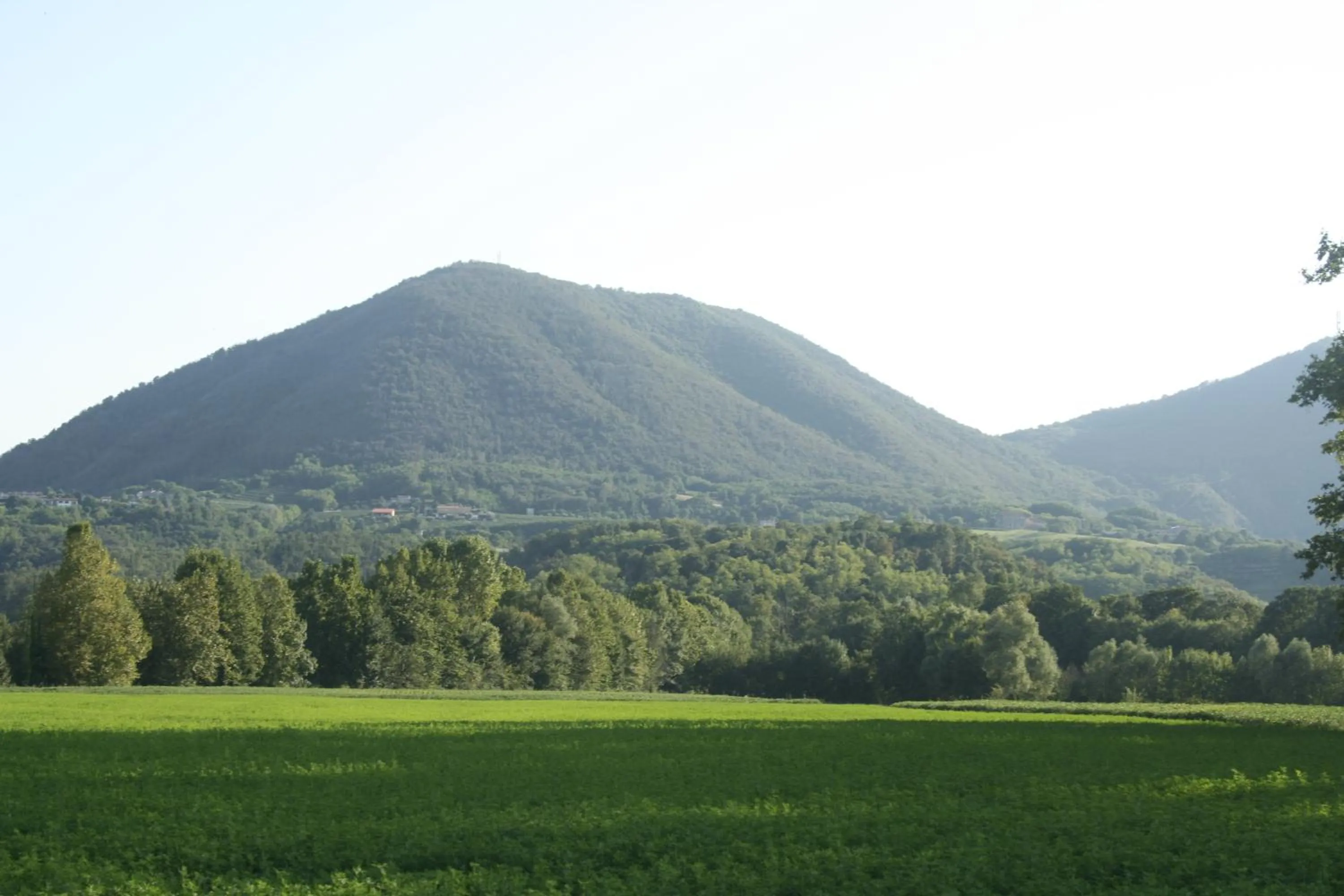 Natural landscape in Aiceltis