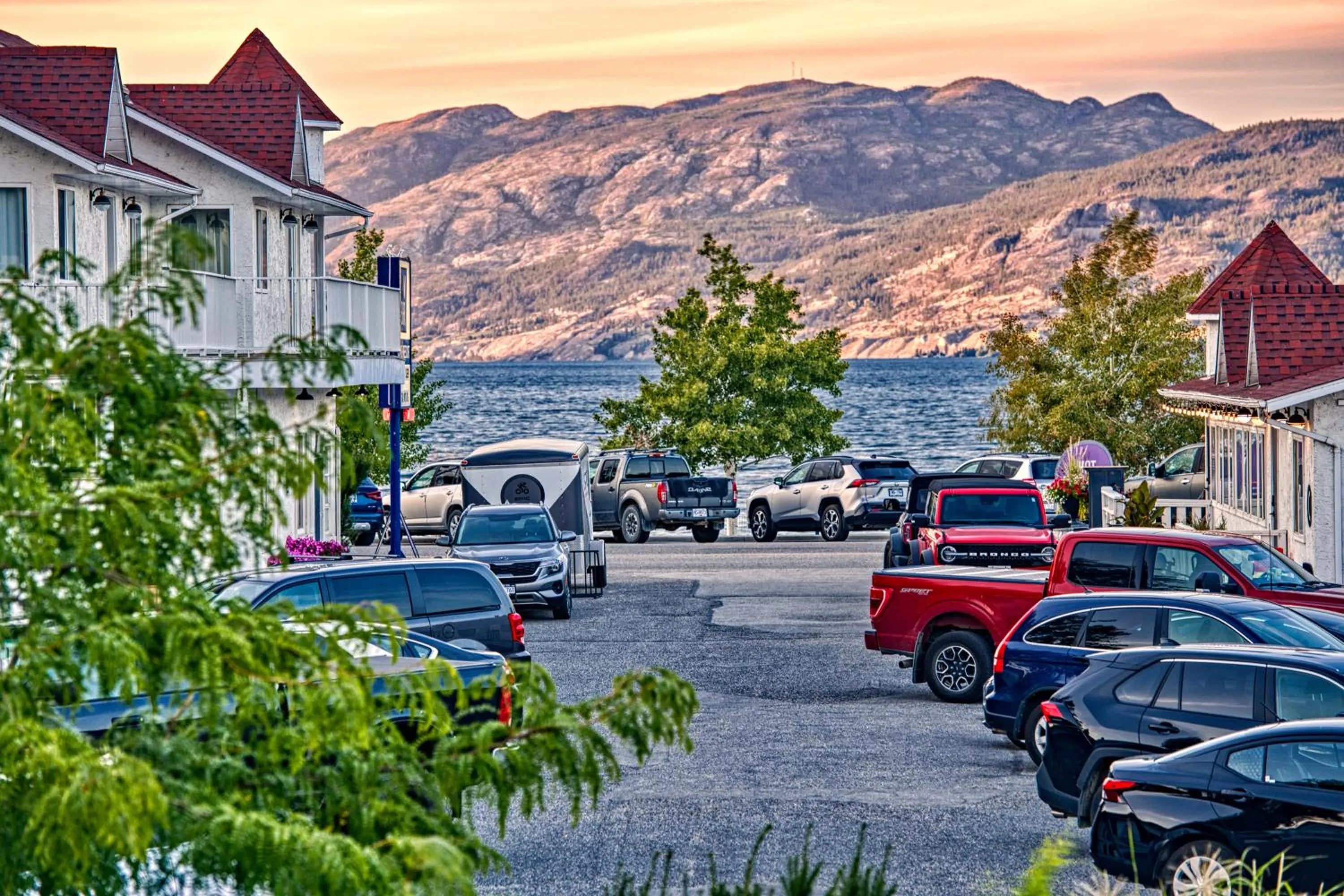 Lake view in Kettle Valley Beach Resort