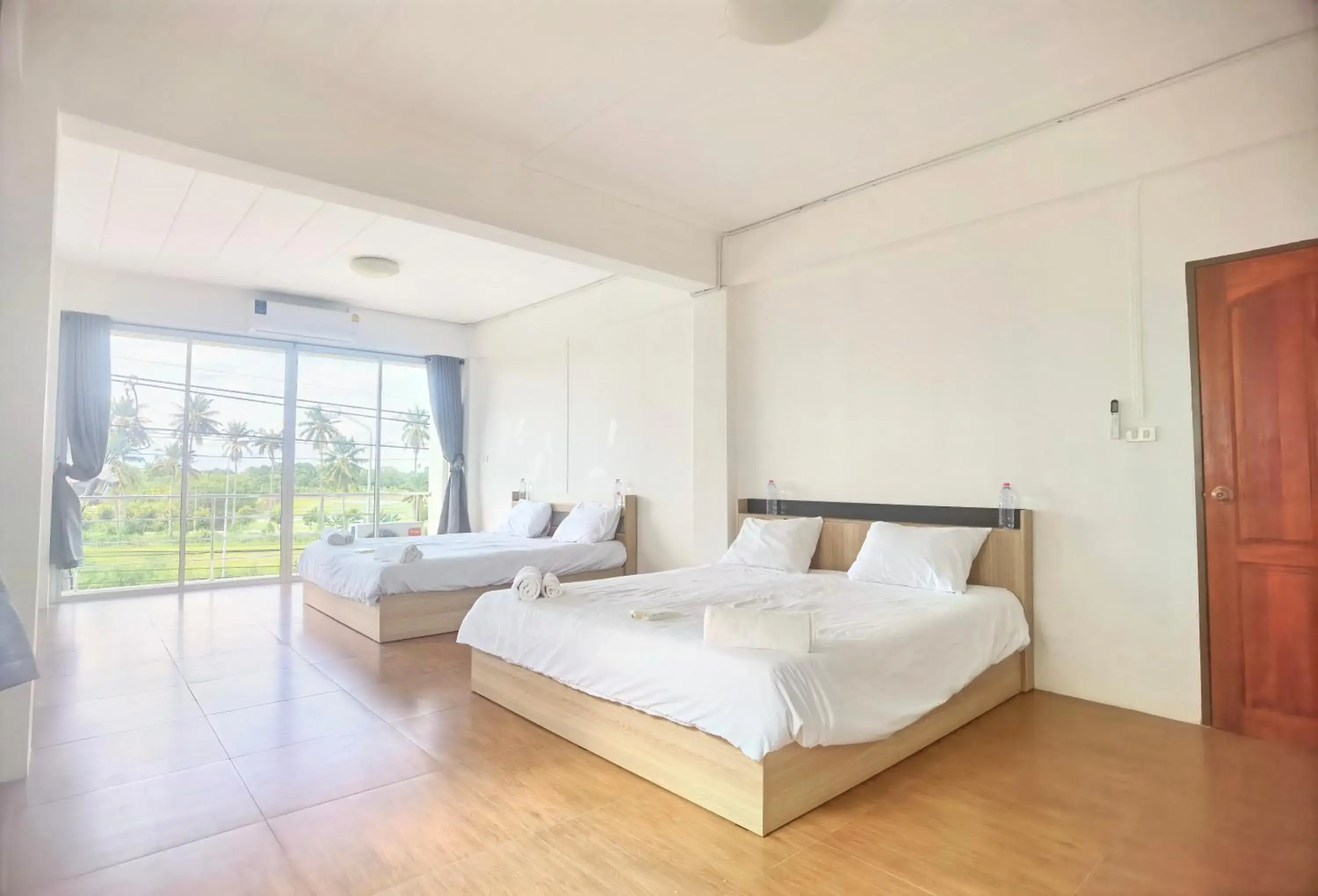 King Room with Two King Beds in 115 Townhouse King Room with Two King Beds in 115 Townhouse