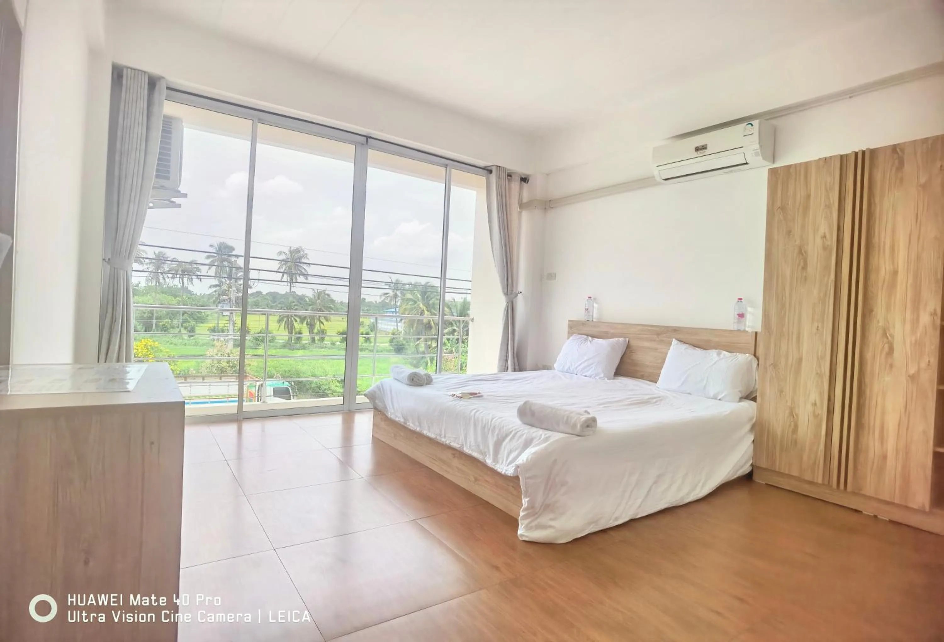 Bed in 115 Townhouse