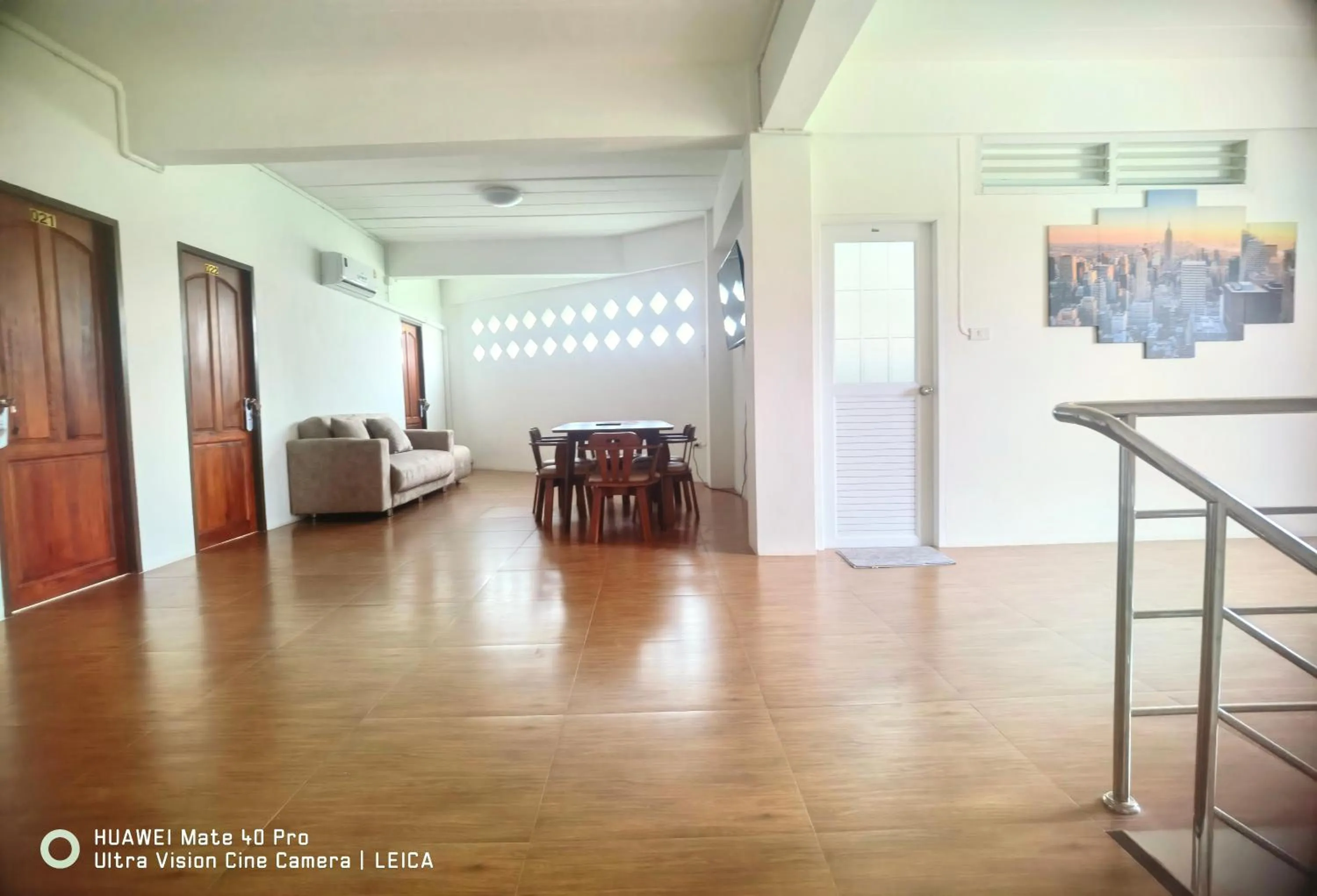 Communal lounge/ TV room in 115 Townhouse