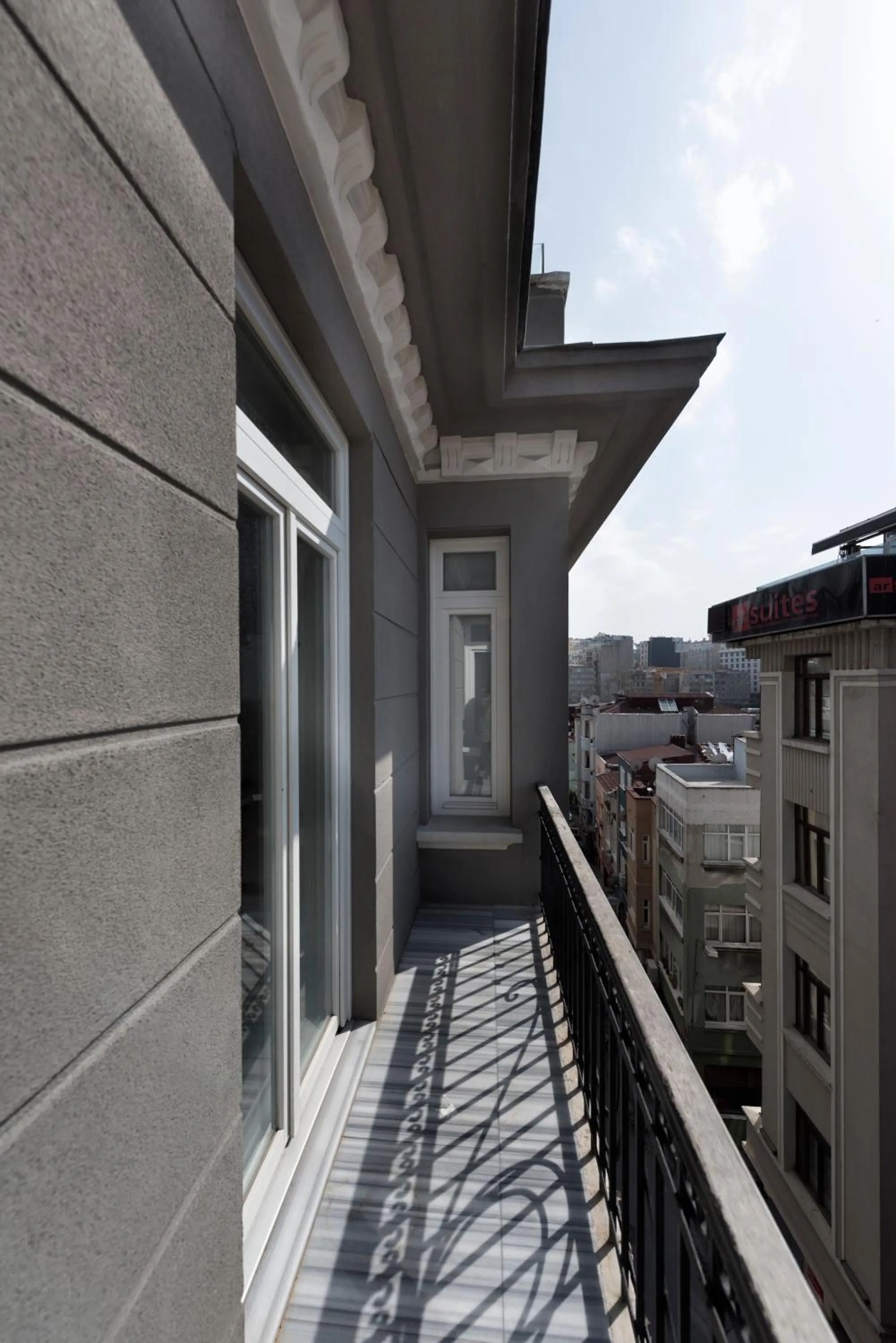 Neighbourhood in The Central House Istanbul Taksim