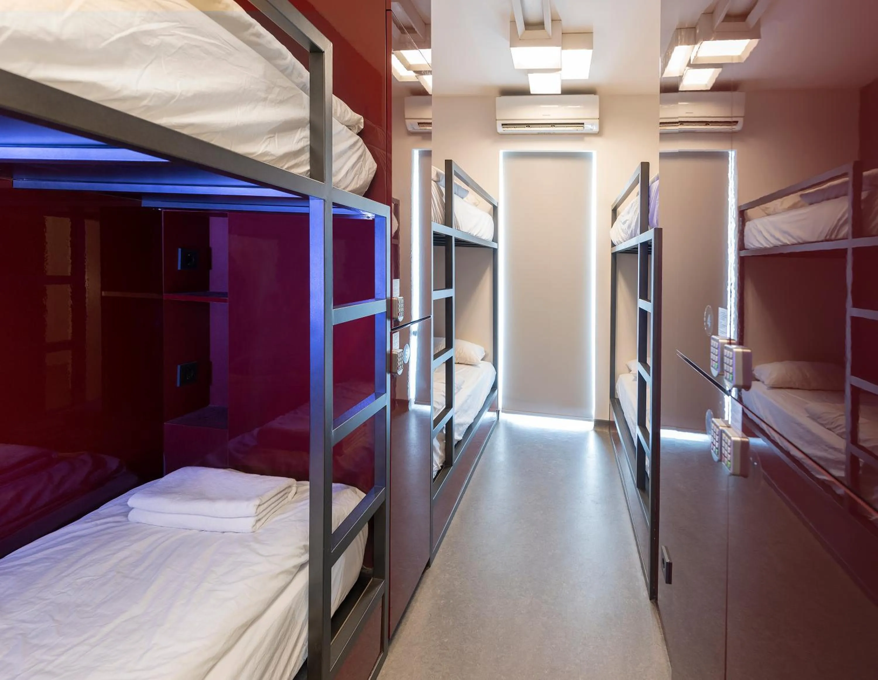 Decorative detail, Bed in The Central House Istanbul Taksim