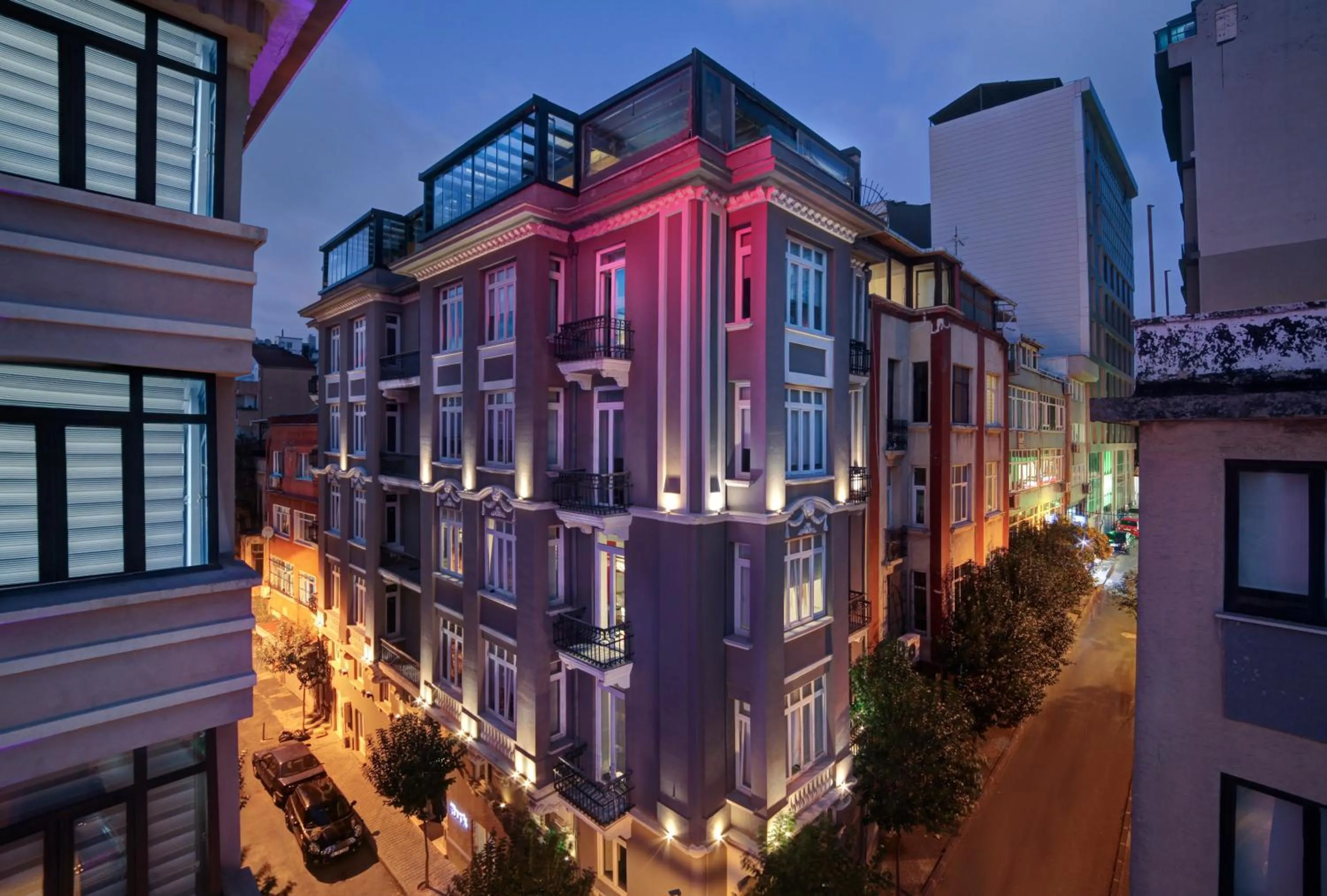 Property building in The Central House Istanbul Taksim