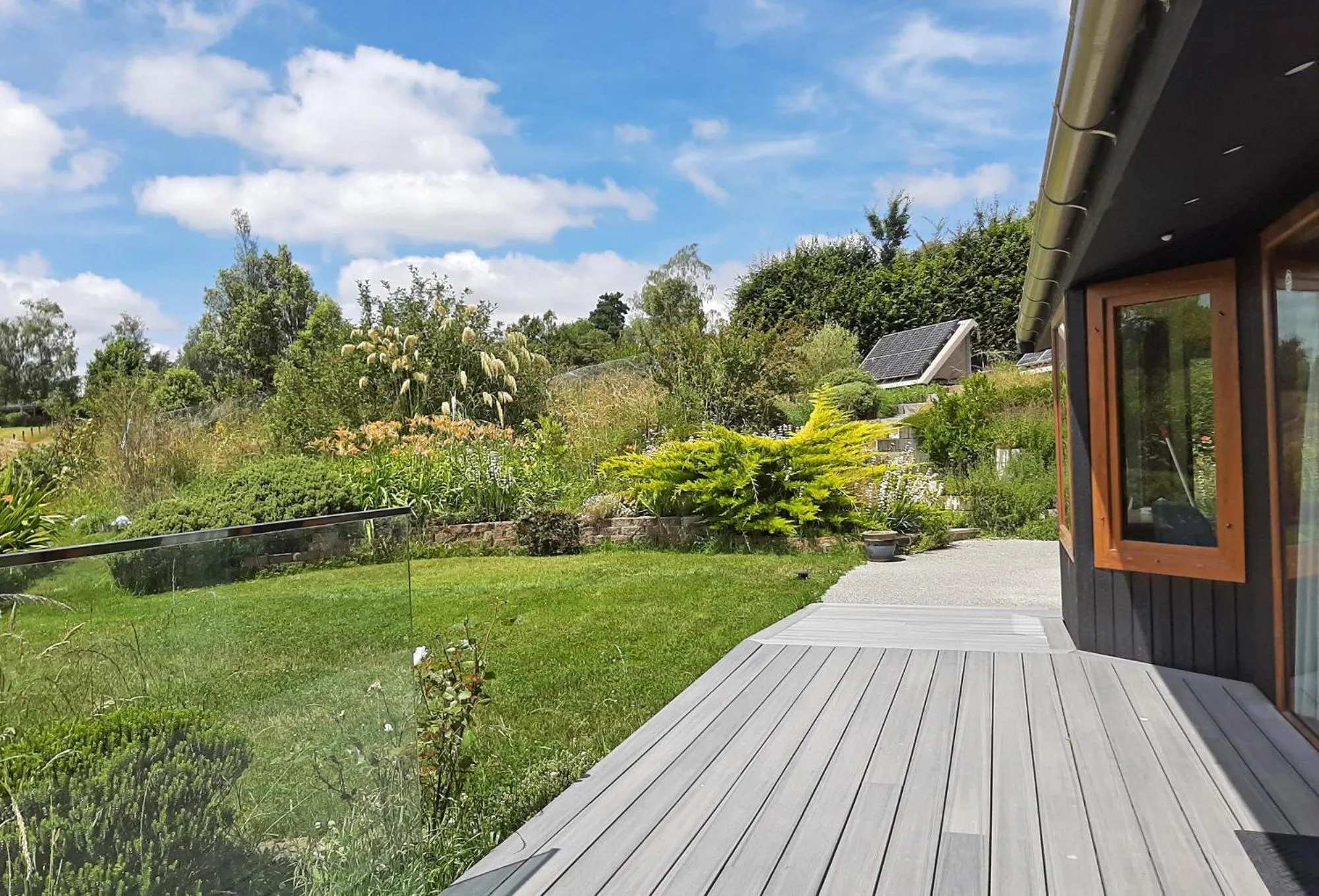 Garden in Kotare BandB