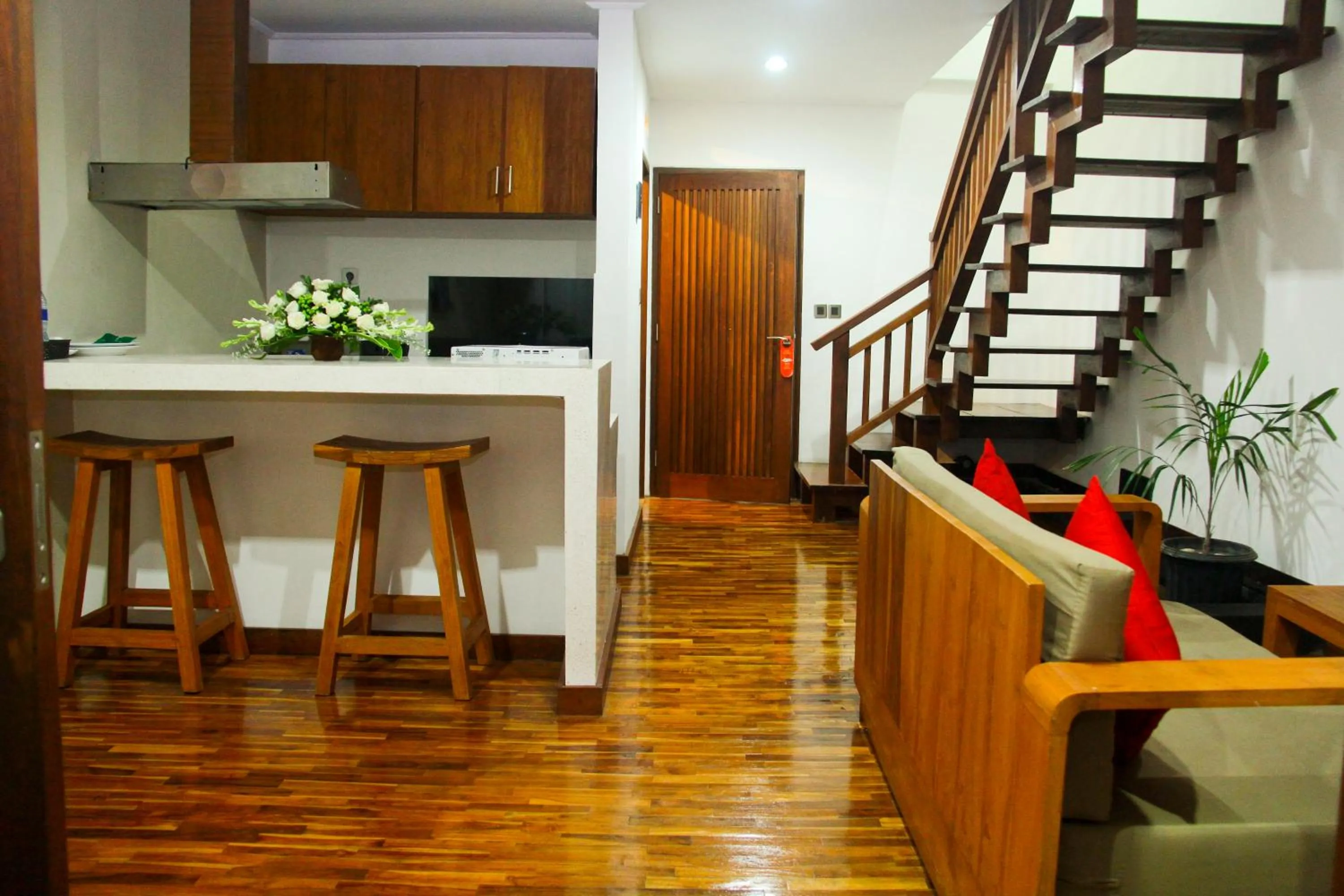 Dining area in Delu Villas & Suite