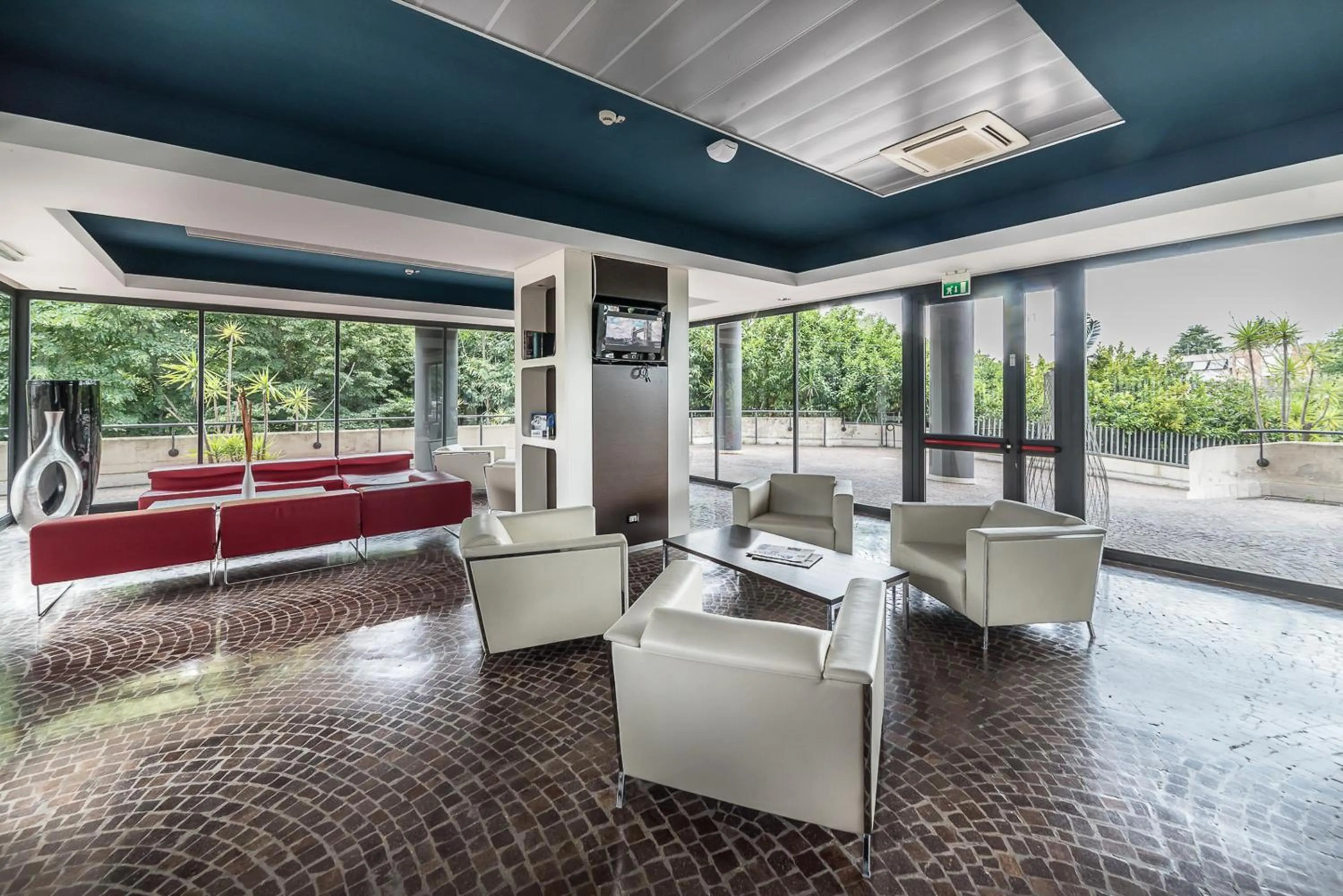 Lobby or reception in Sotel Nomentana Roma