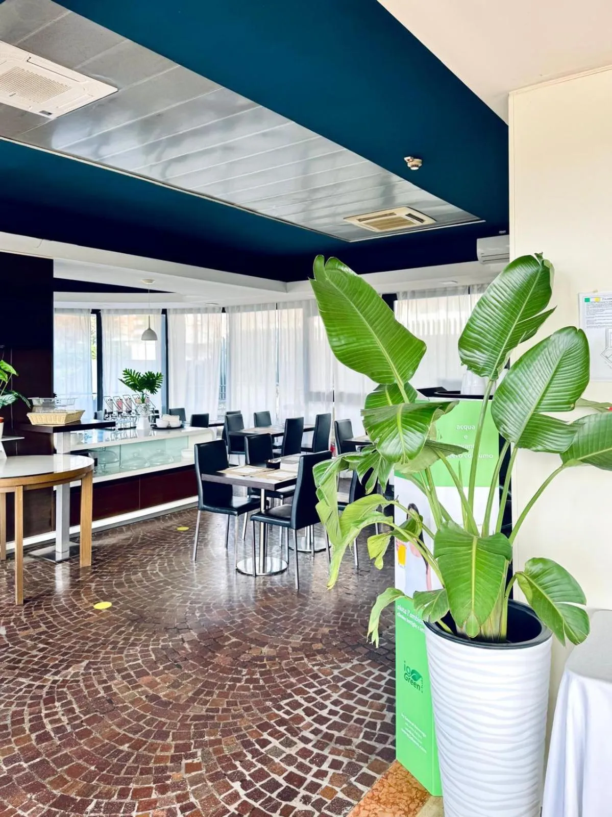 Breakfast in Sotel Nomentana Roma