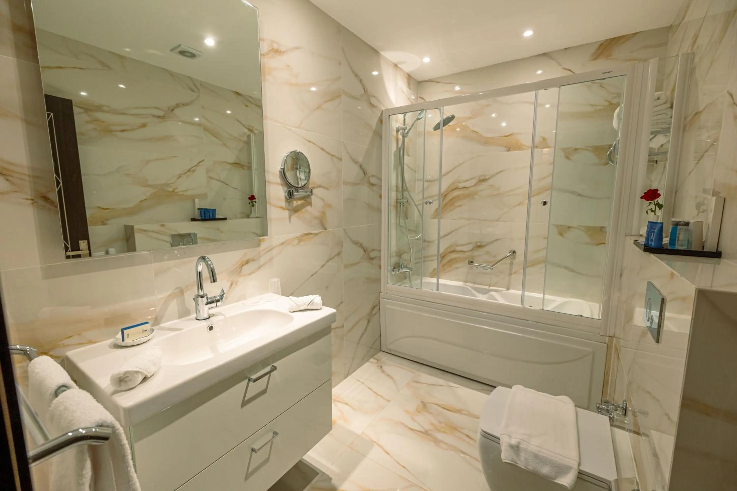 Helnan Mamoura Hotel & Events Center