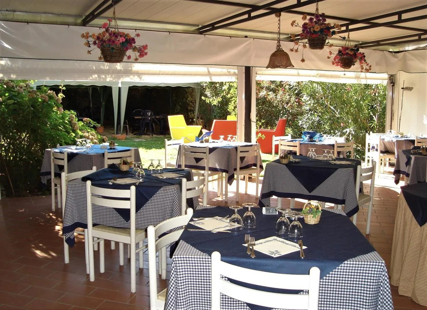 Restaurant/places to eat in Hotel Sette Archi