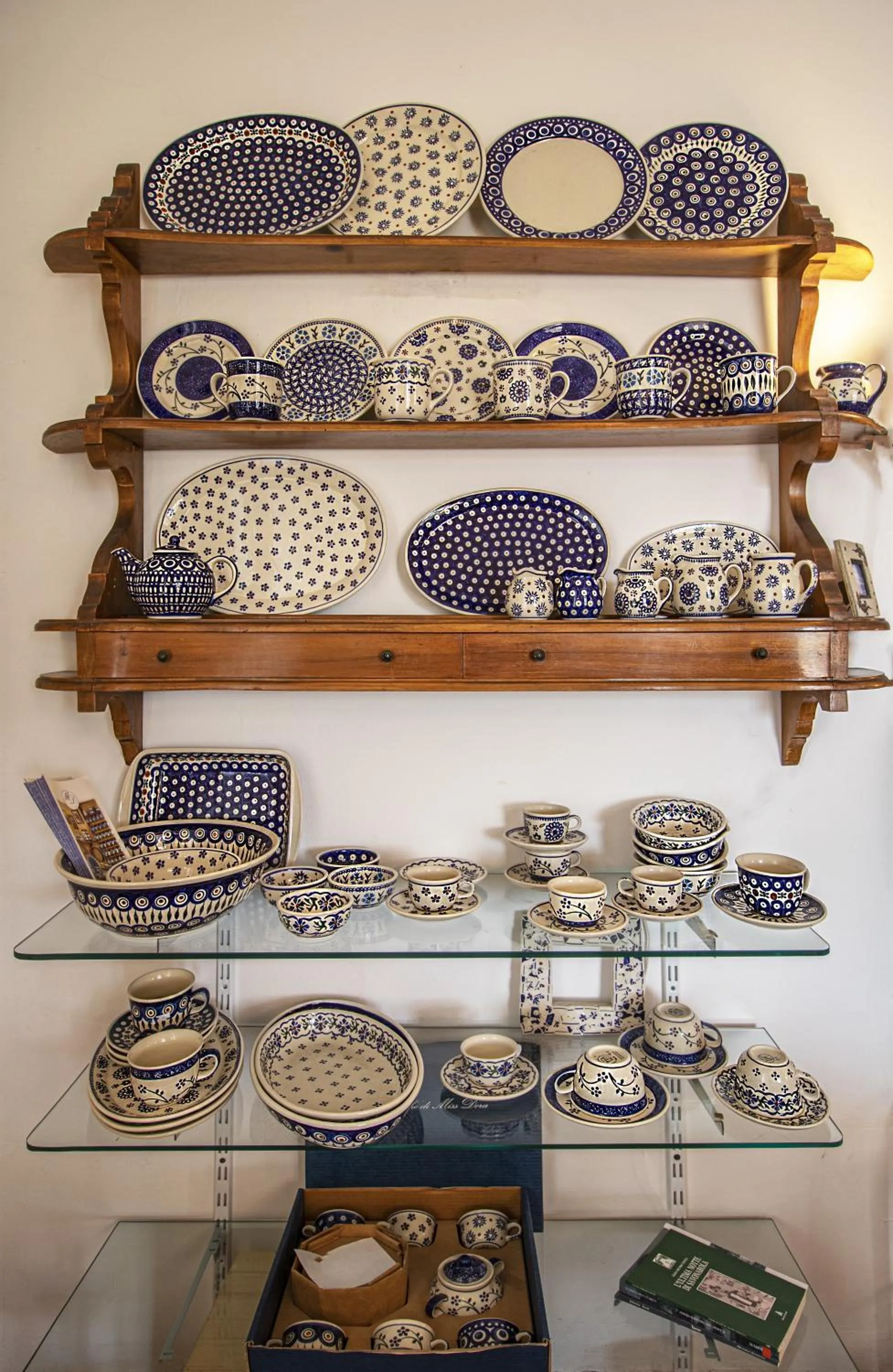 On-site shops in Hotel Sette Archi