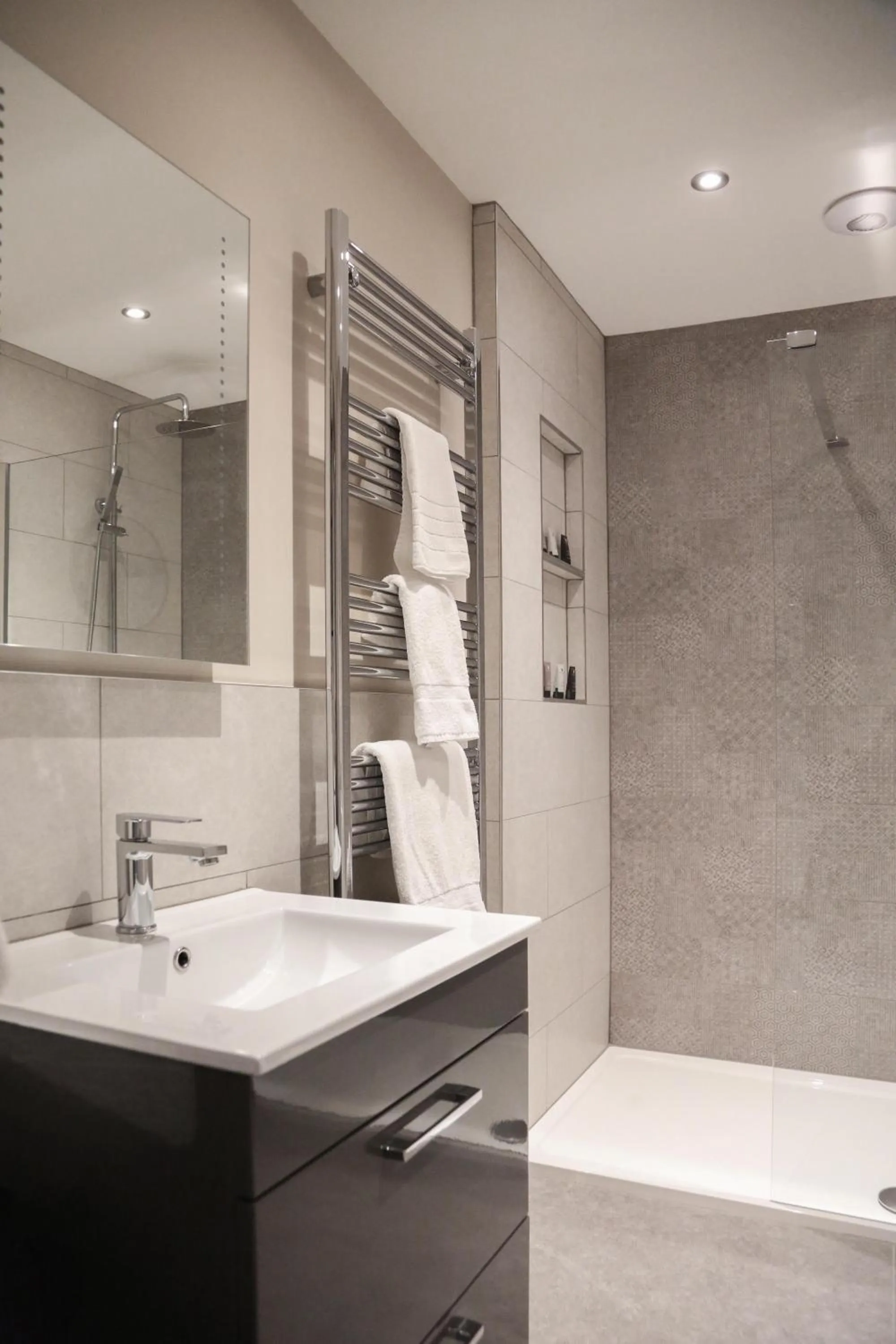 Bathroom in The Charlton Arms