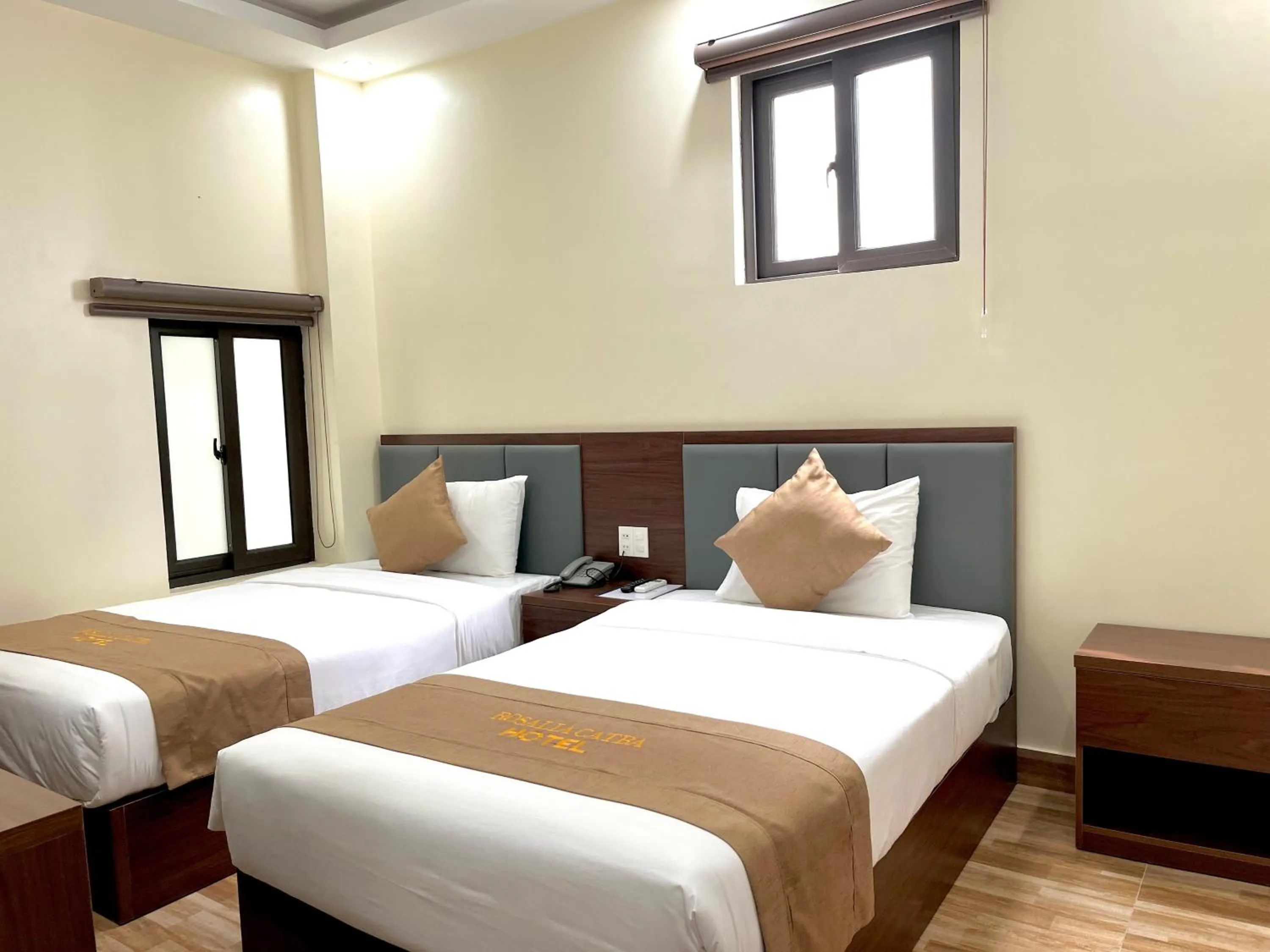 Bed in CAT BA ROSALIA HOTEL