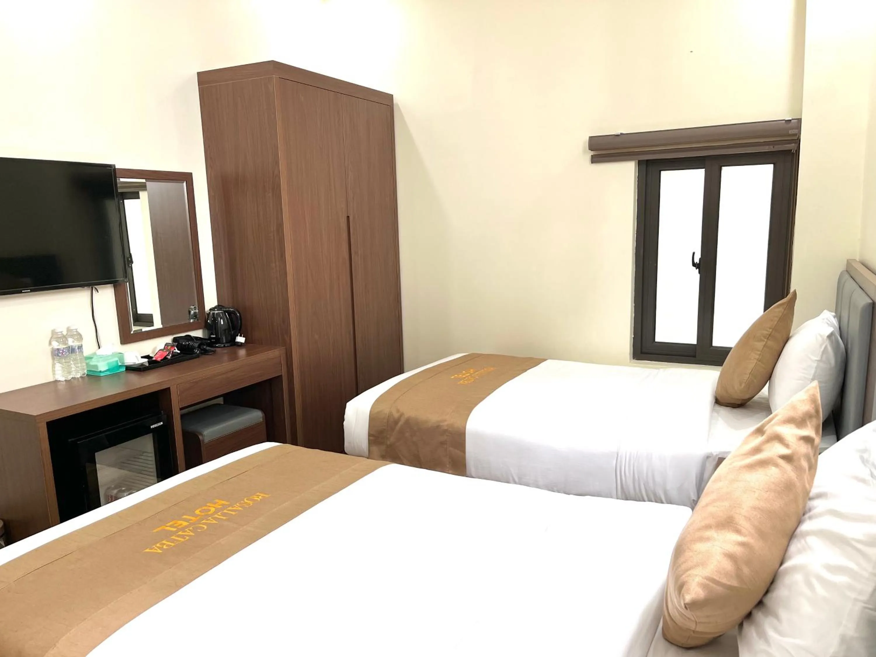 Bed in CAT BA ROSALIA HOTEL