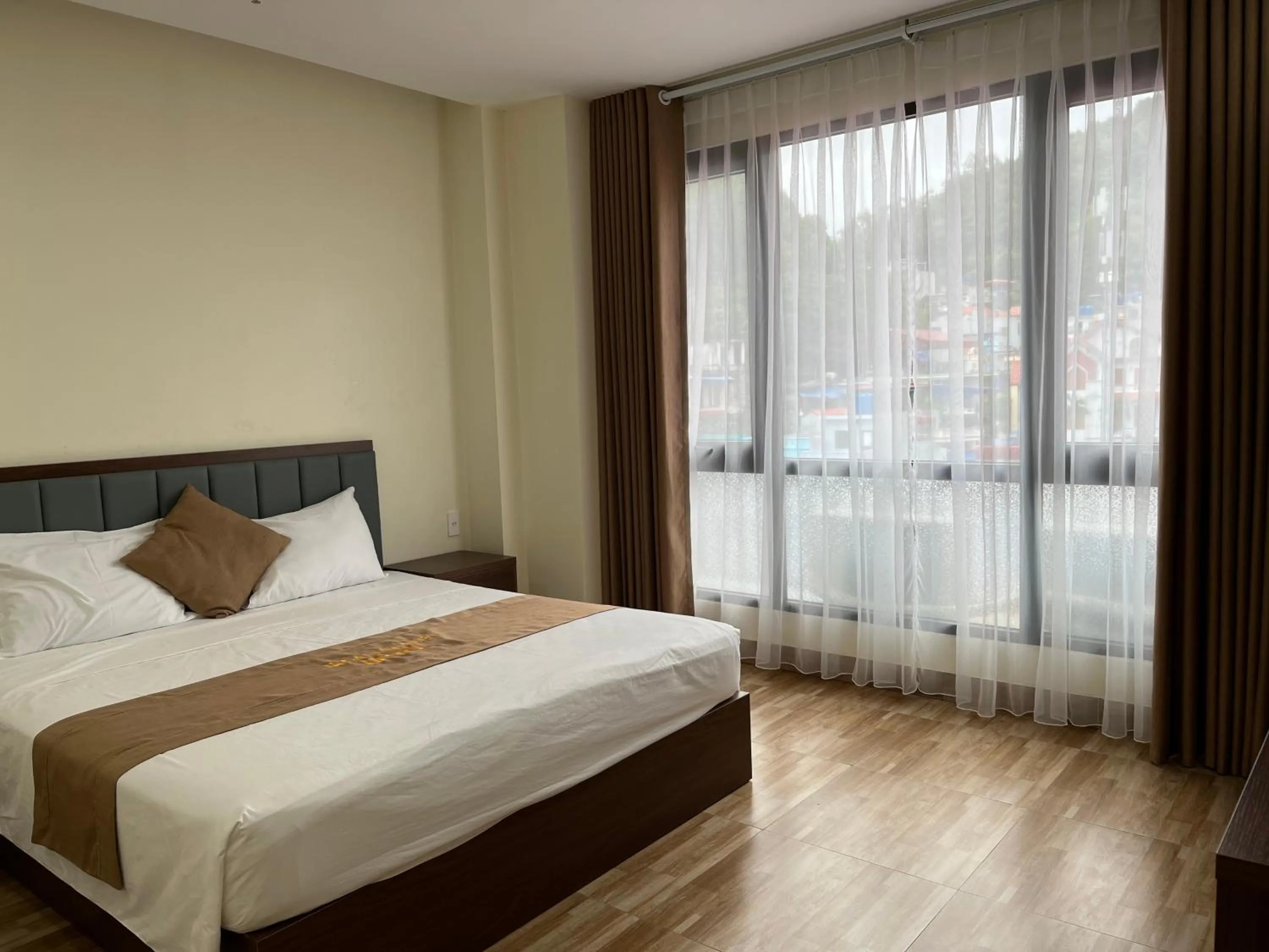 Bed in CAT BA ROSALIA HOTEL