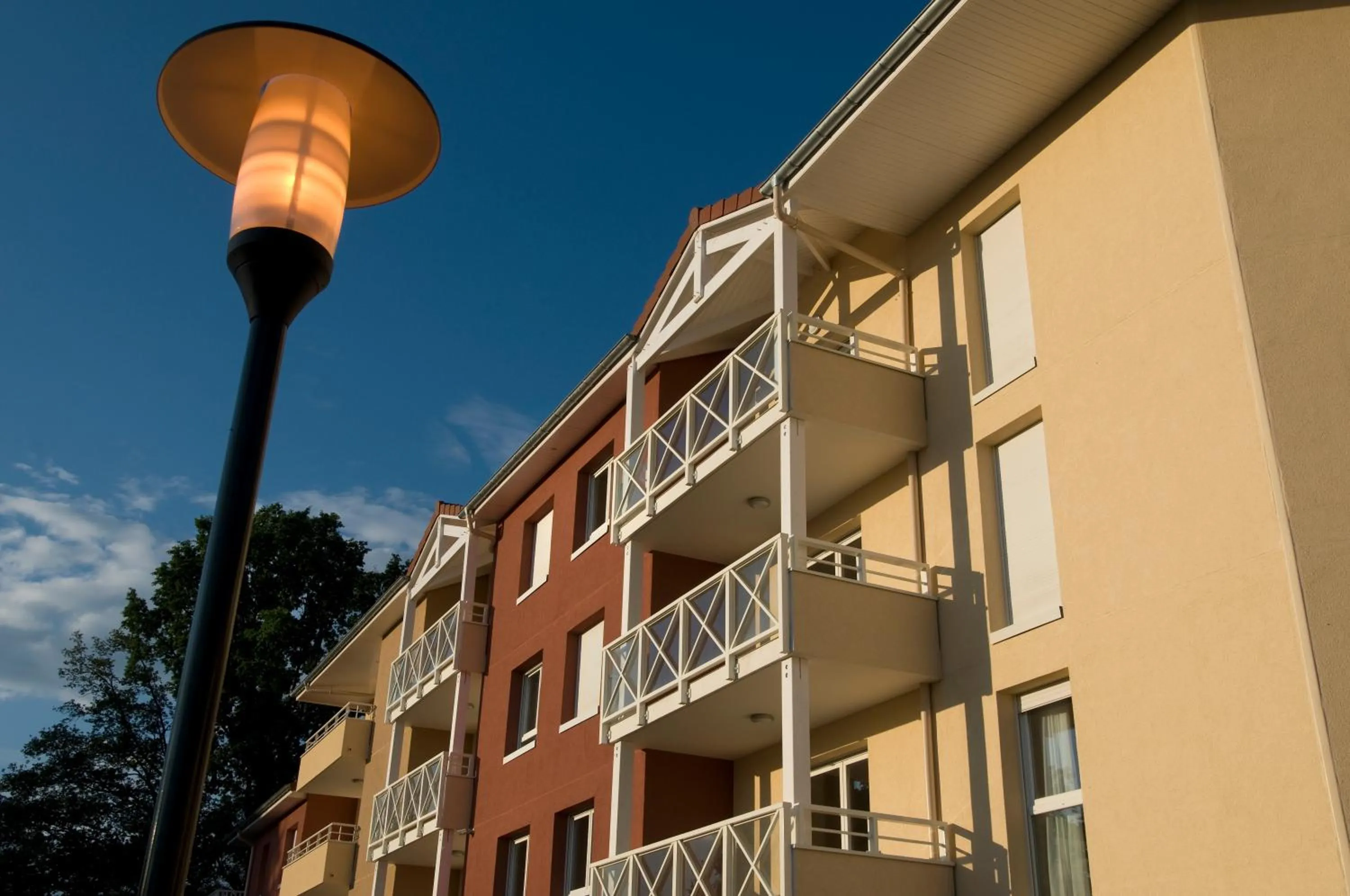 Property building in Domitys Le Parc Saint Germain