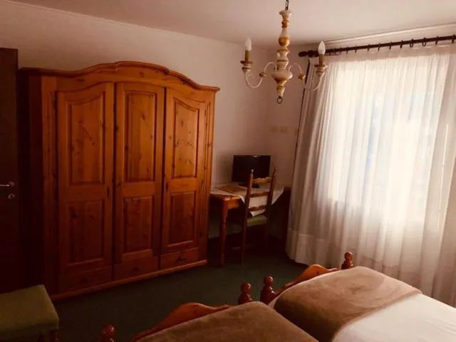 Bed in Hotel Paradiso