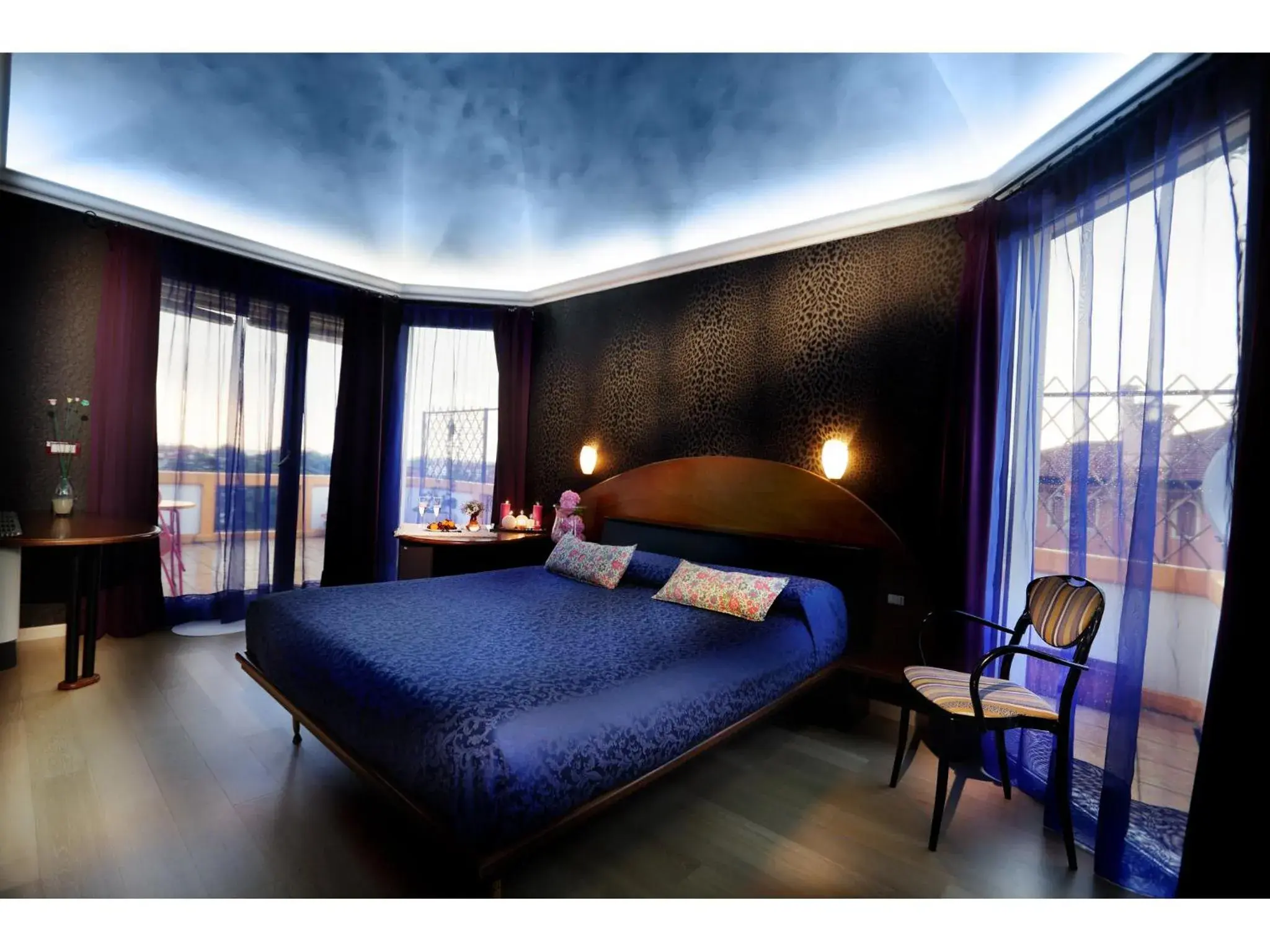 Superior Double Room with Terrace in Hotel Atlanta Augustus Superior Double Room with Terrace in Hotel Atlanta Augustus