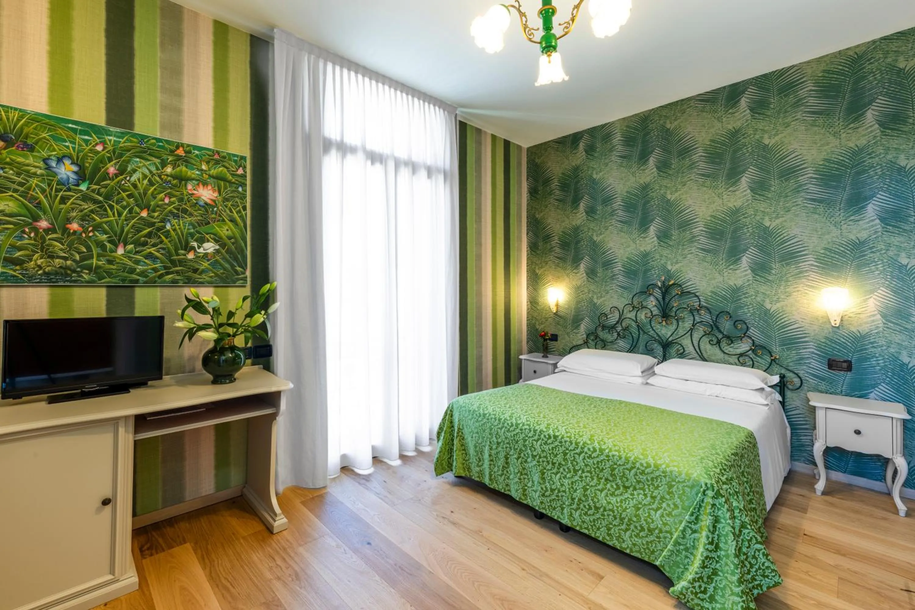 Bed in Hotel Atlanta Augustus