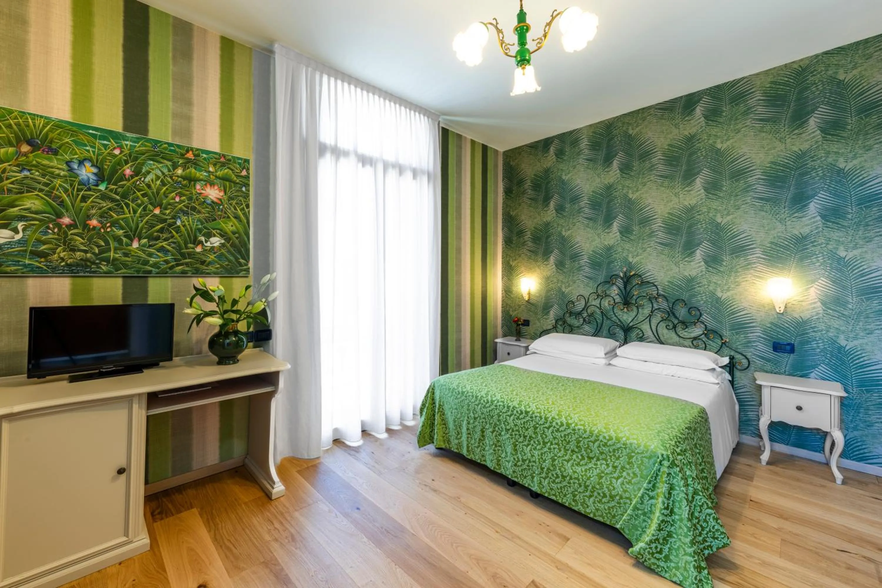 Bed in Hotel Atlanta Augustus