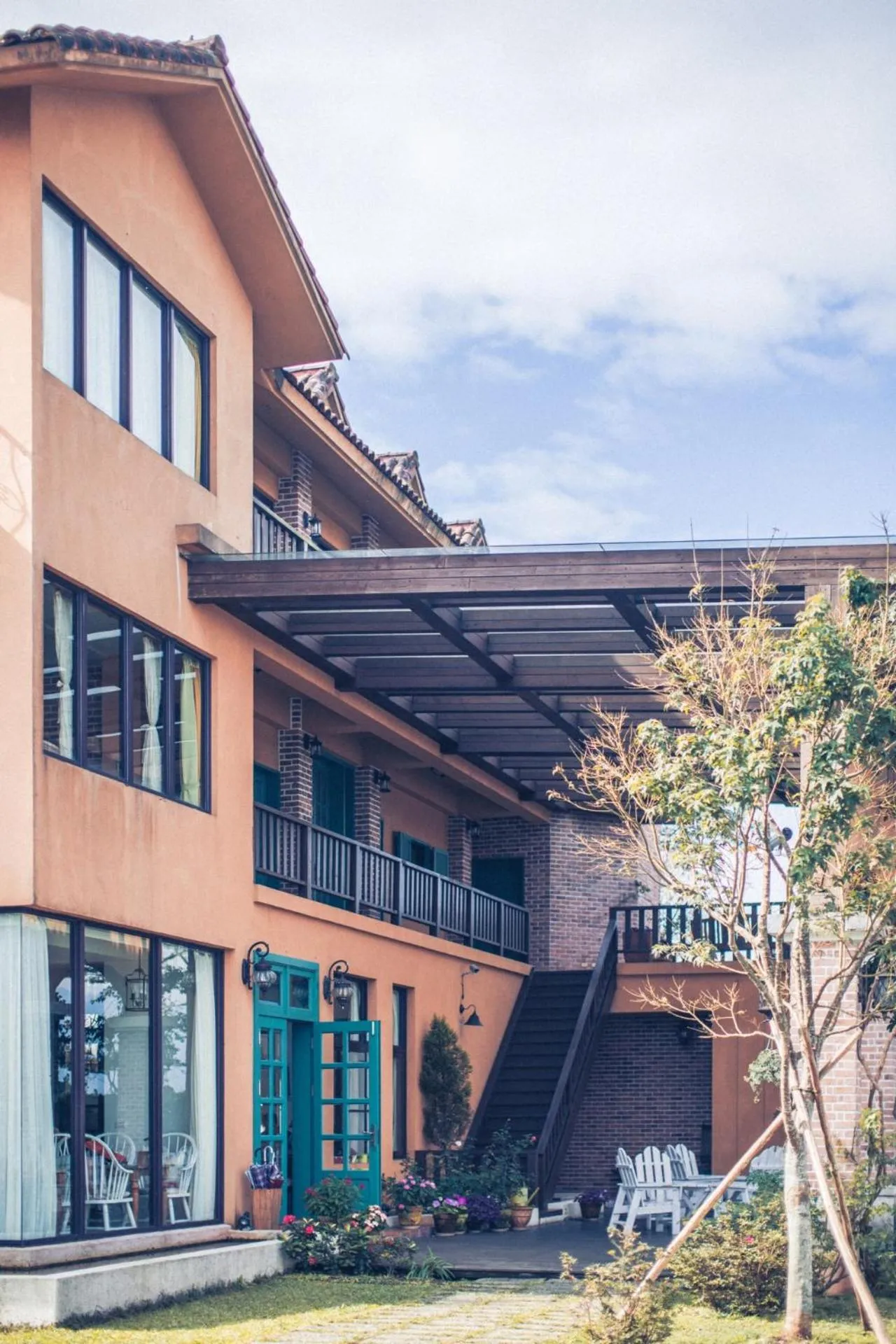 Property building in Sunday Home