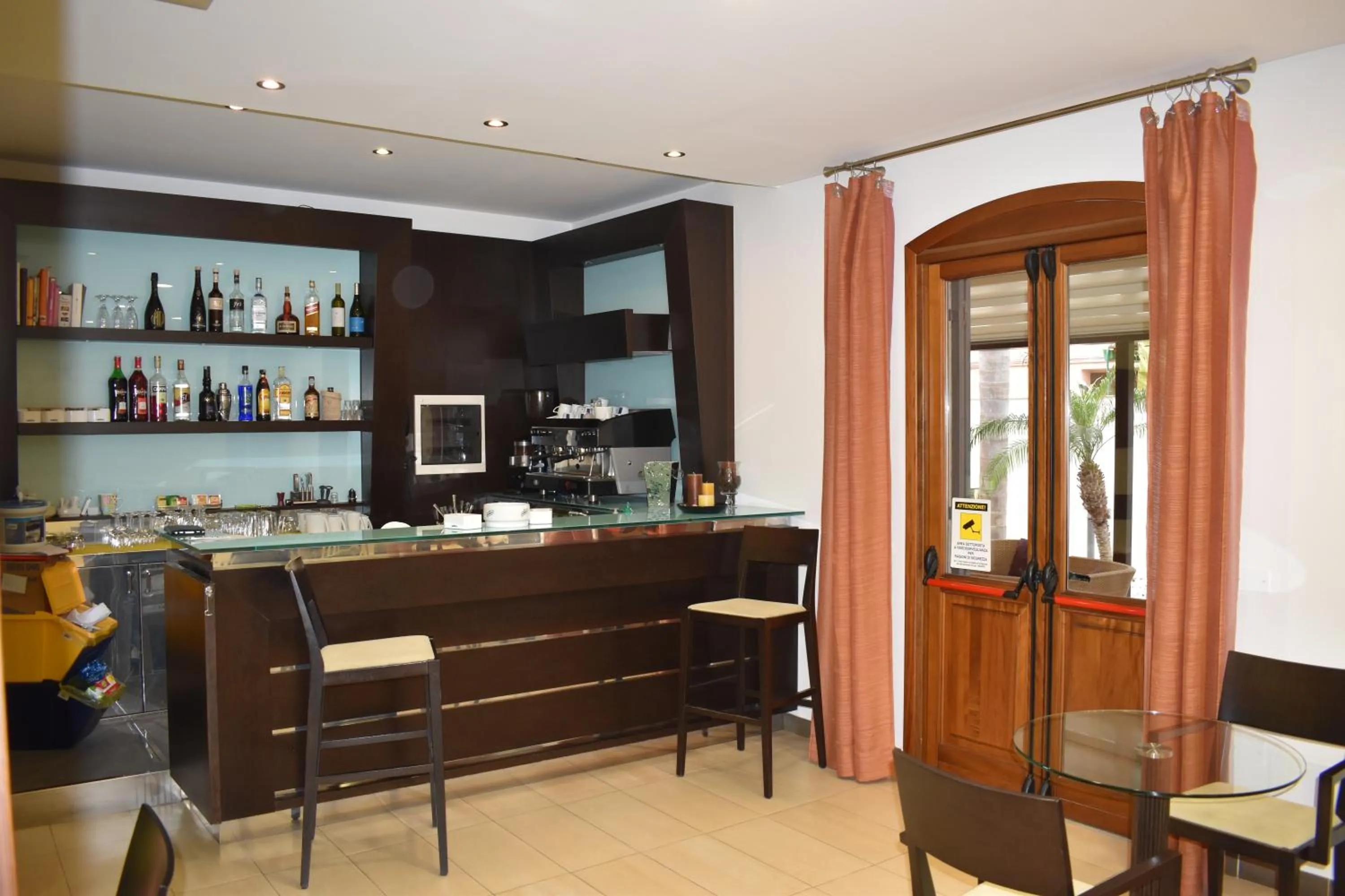 Lounge or bar in Hotel Il Portico
