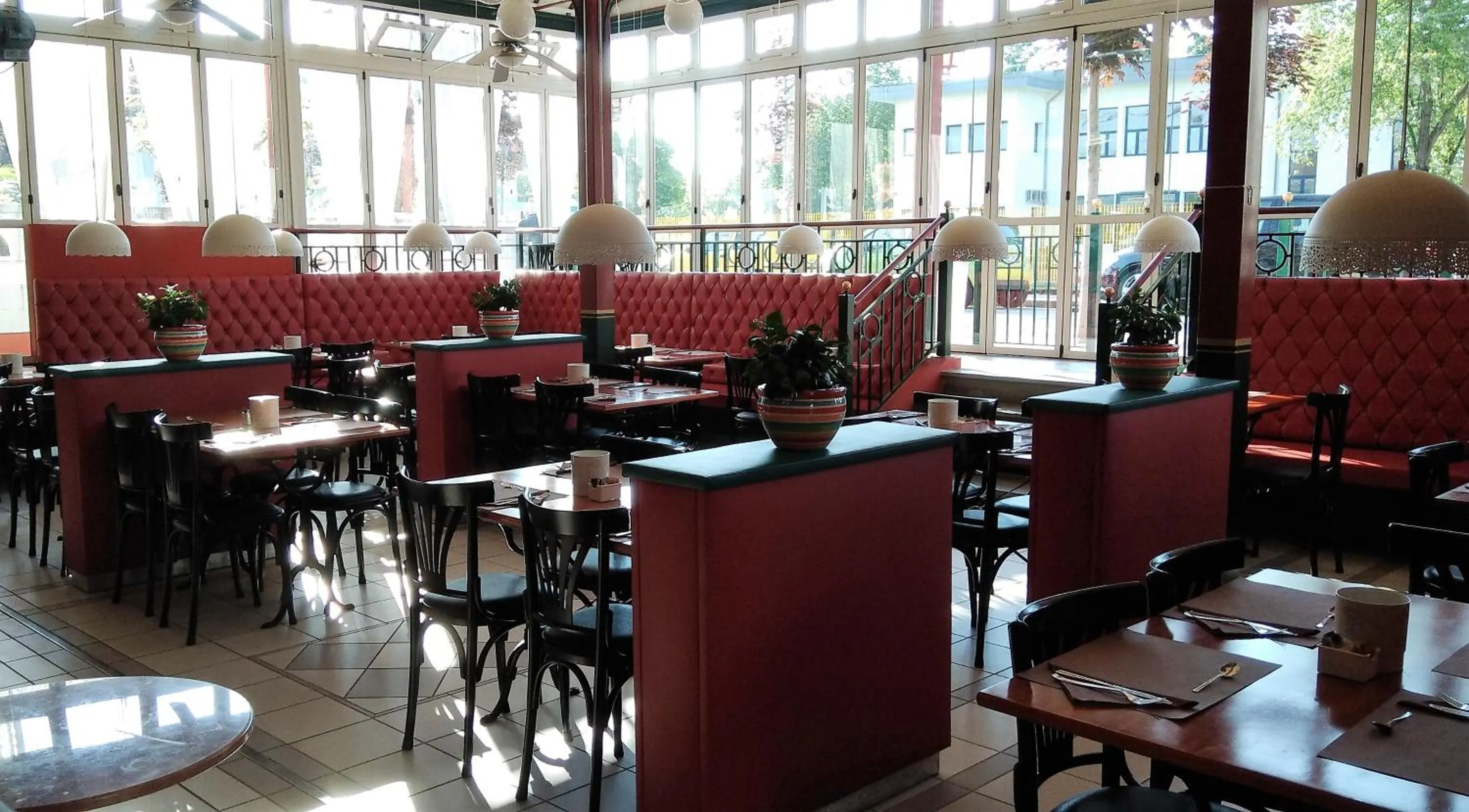 Breakfast in Villa Romana